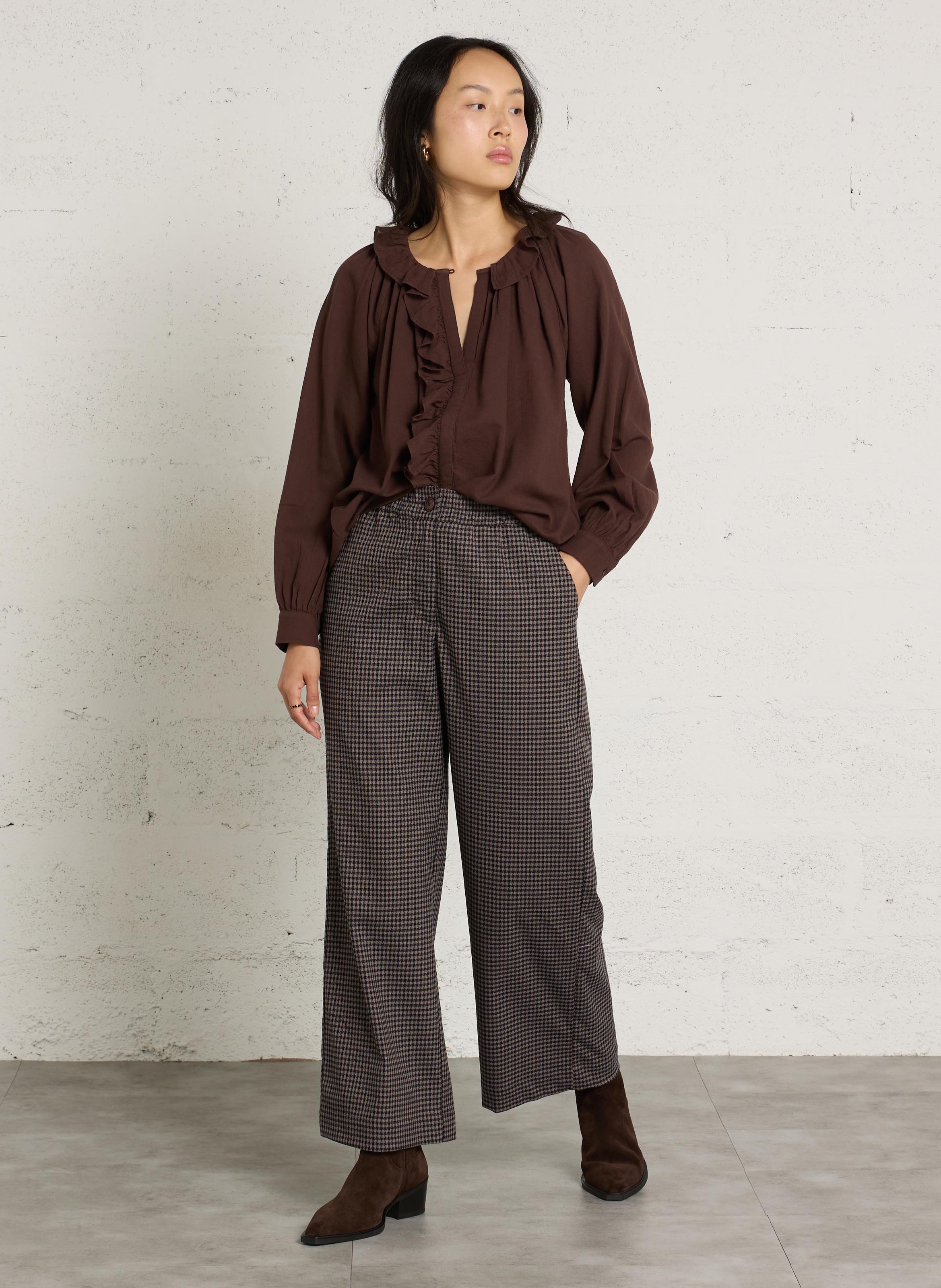 Straight pants with pattern and elastic waistband NICE THINGS Brown