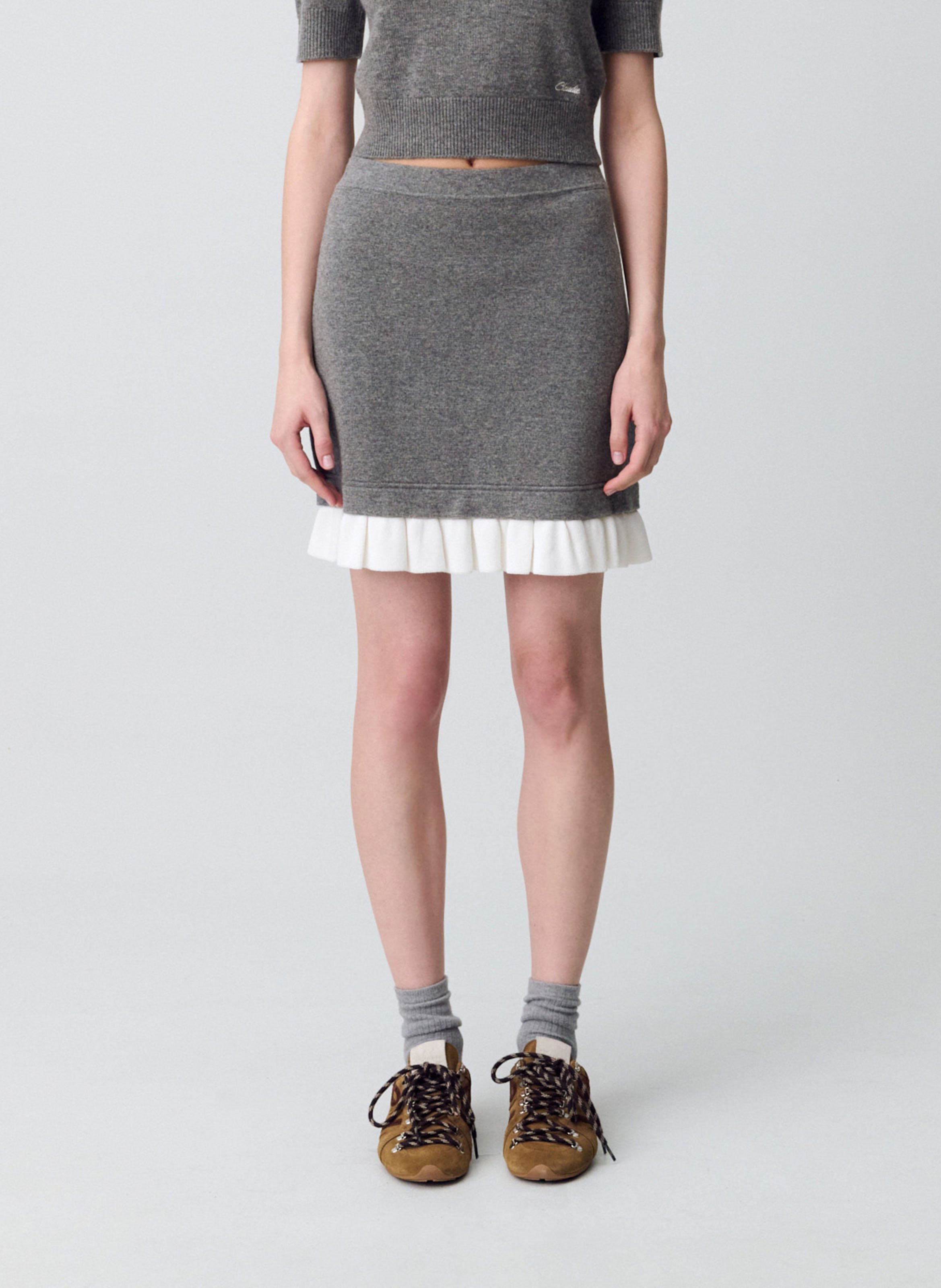 Korte rok van fijne breisels CLAUDIE PIERLOT Grijs