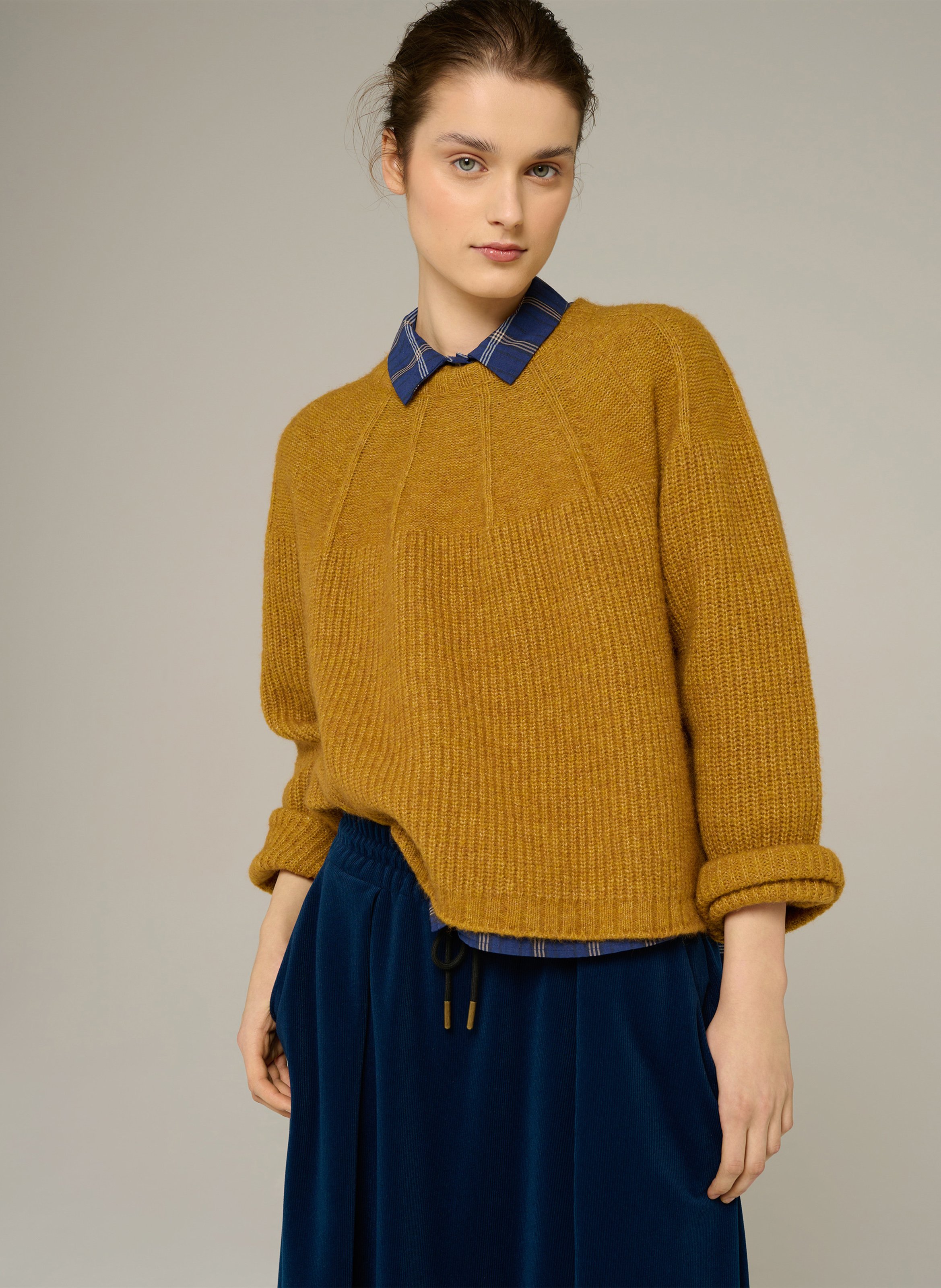 Loose-fit ribbed-knit sweater with round neck COTELAC ACOTE Golden