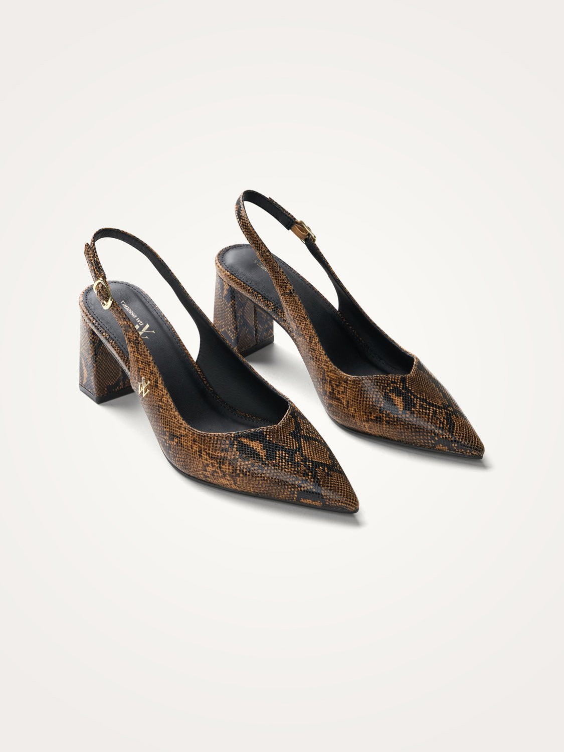 Slingback pumps VANESSA WU Beige