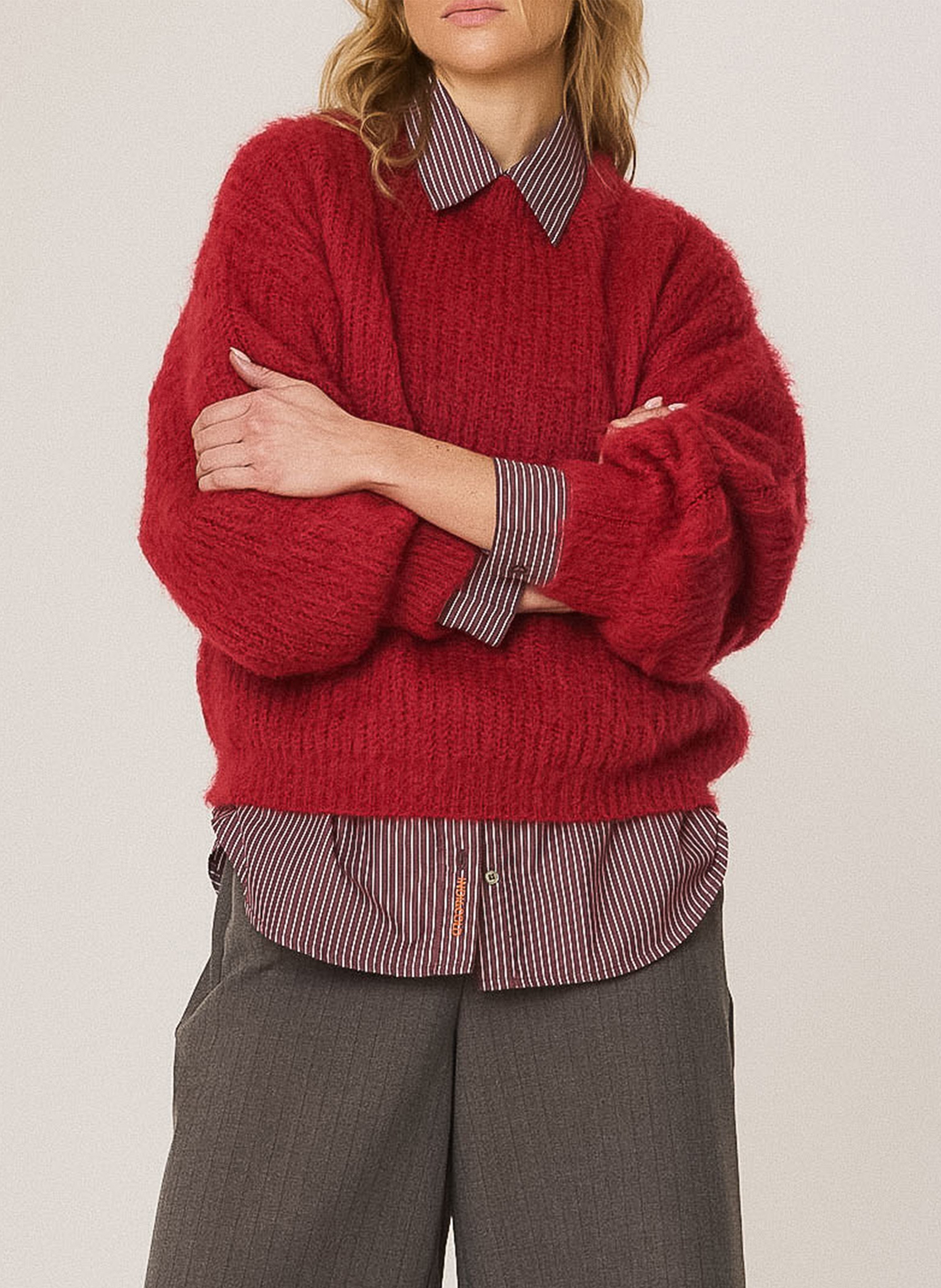 Round-neck oversized sweater INDI & COLD Red