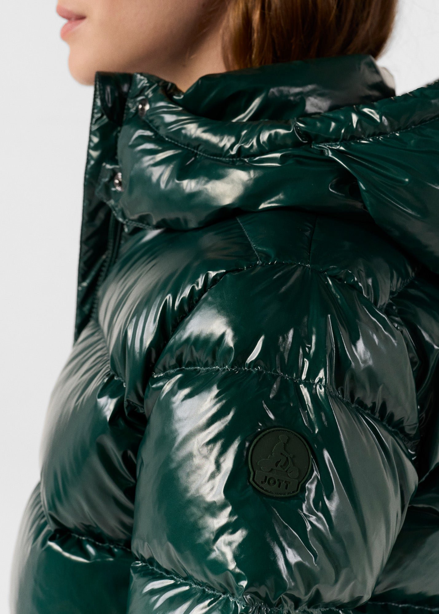 Puffer down jacket for extreme cold lacquered forest green lacquered JOTT Green
