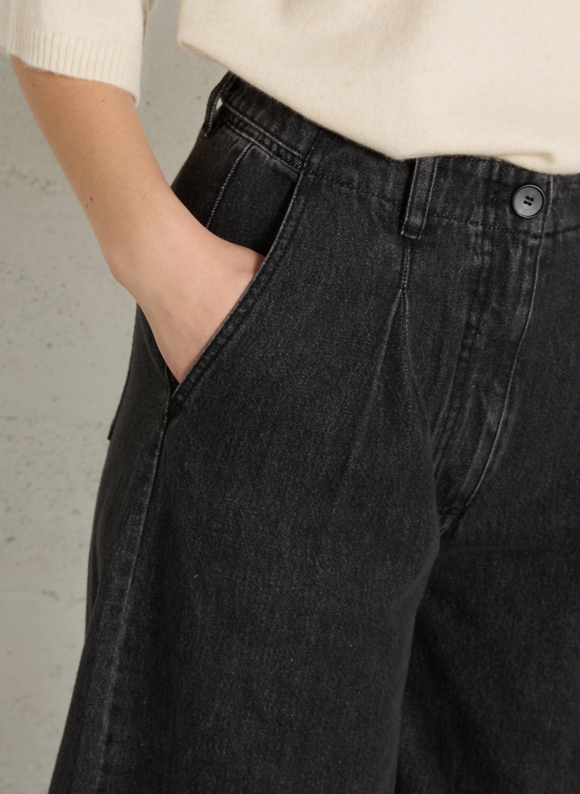 Organic cotton wide-leg jeans Black