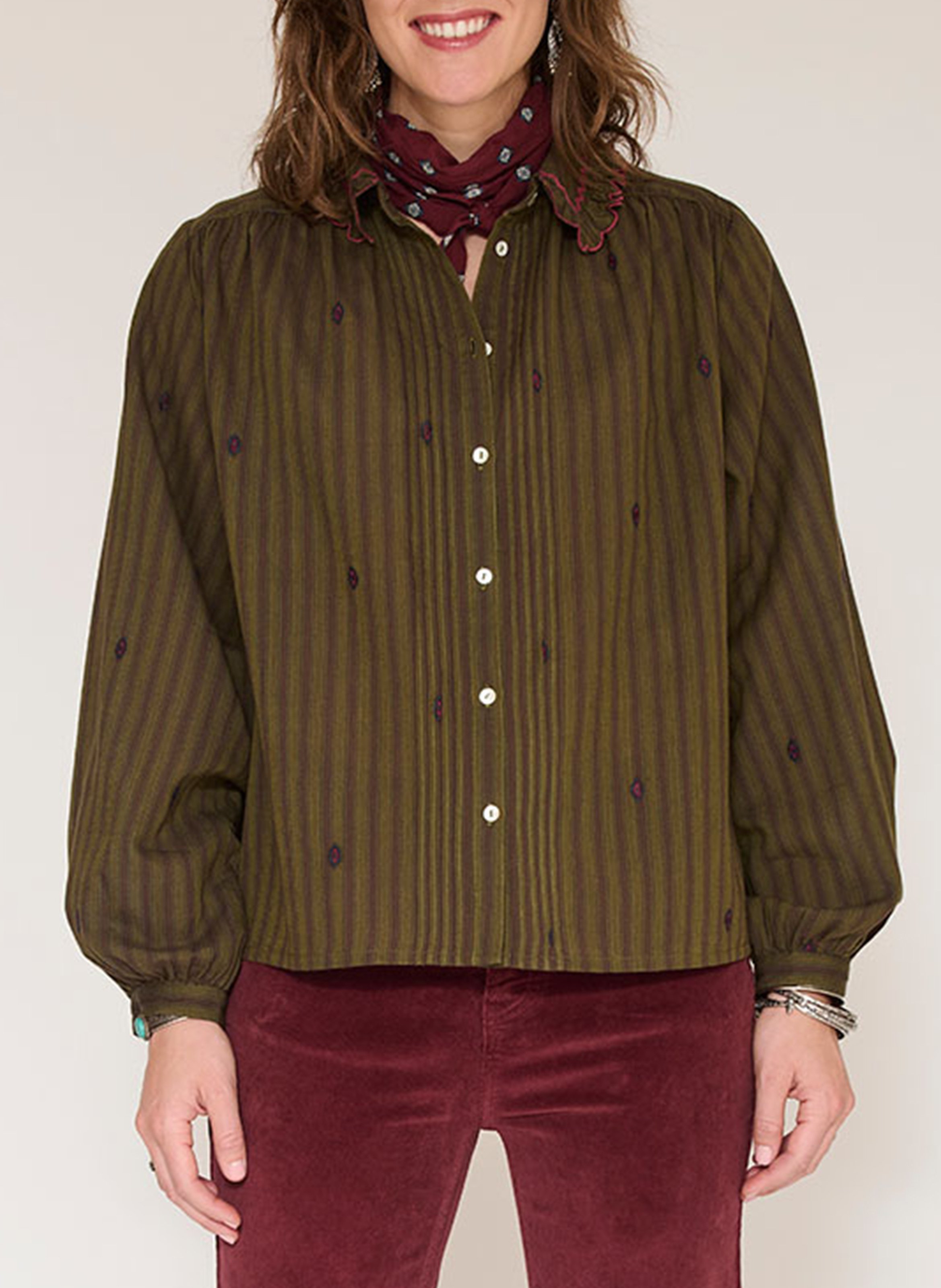 Gerade geschnittene Bluse mit klassischem Streifenmuster aus Baumwolle. MKT Khaki