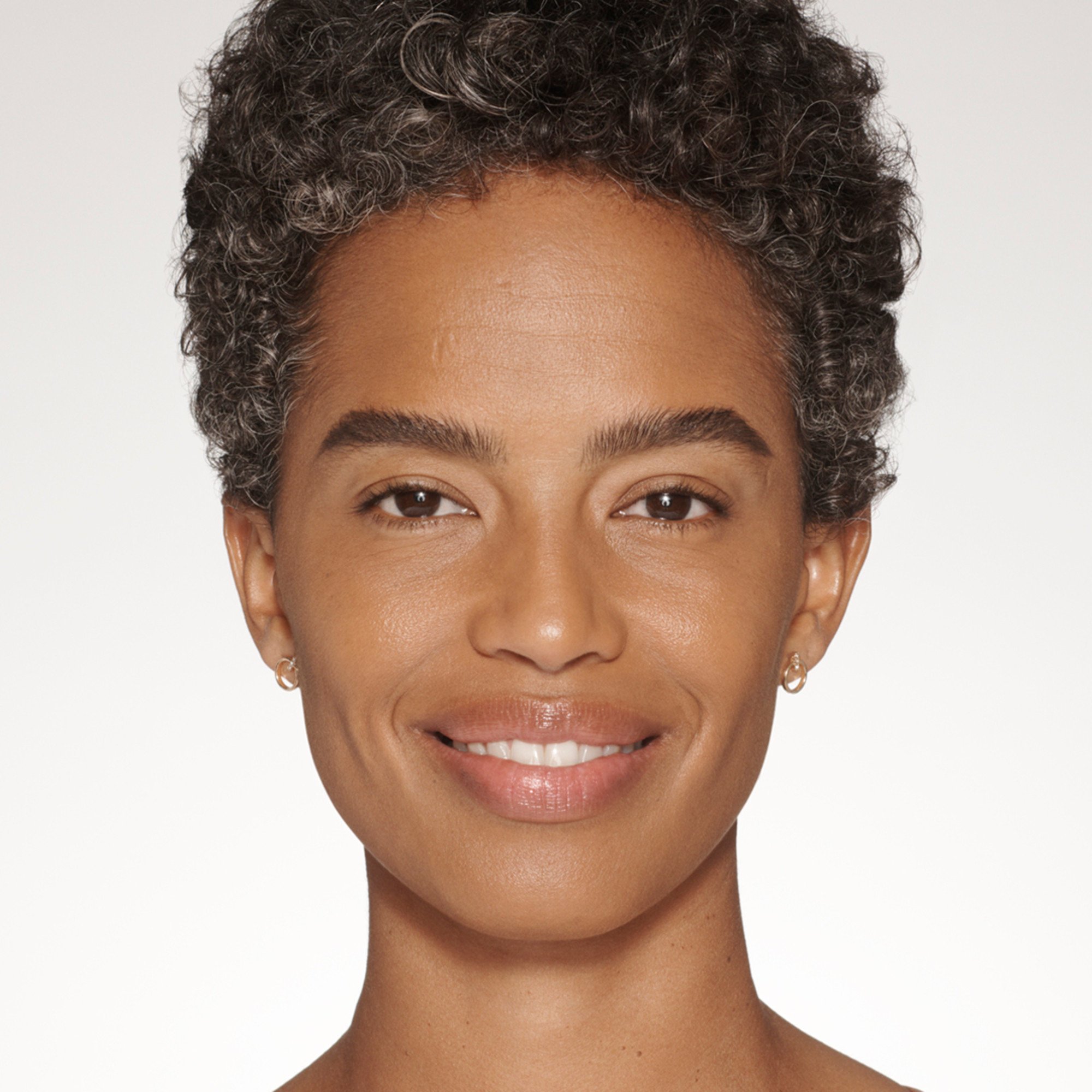 Futurist Serum Foundation ESTEE LAUDER 5n2 amber honey