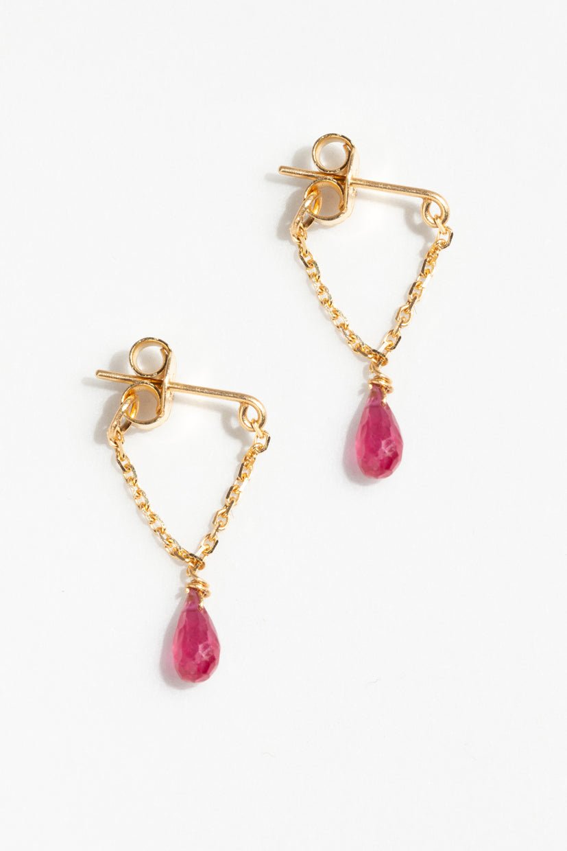 Mia chain earrings essential 18k gold ruby YAY Pink