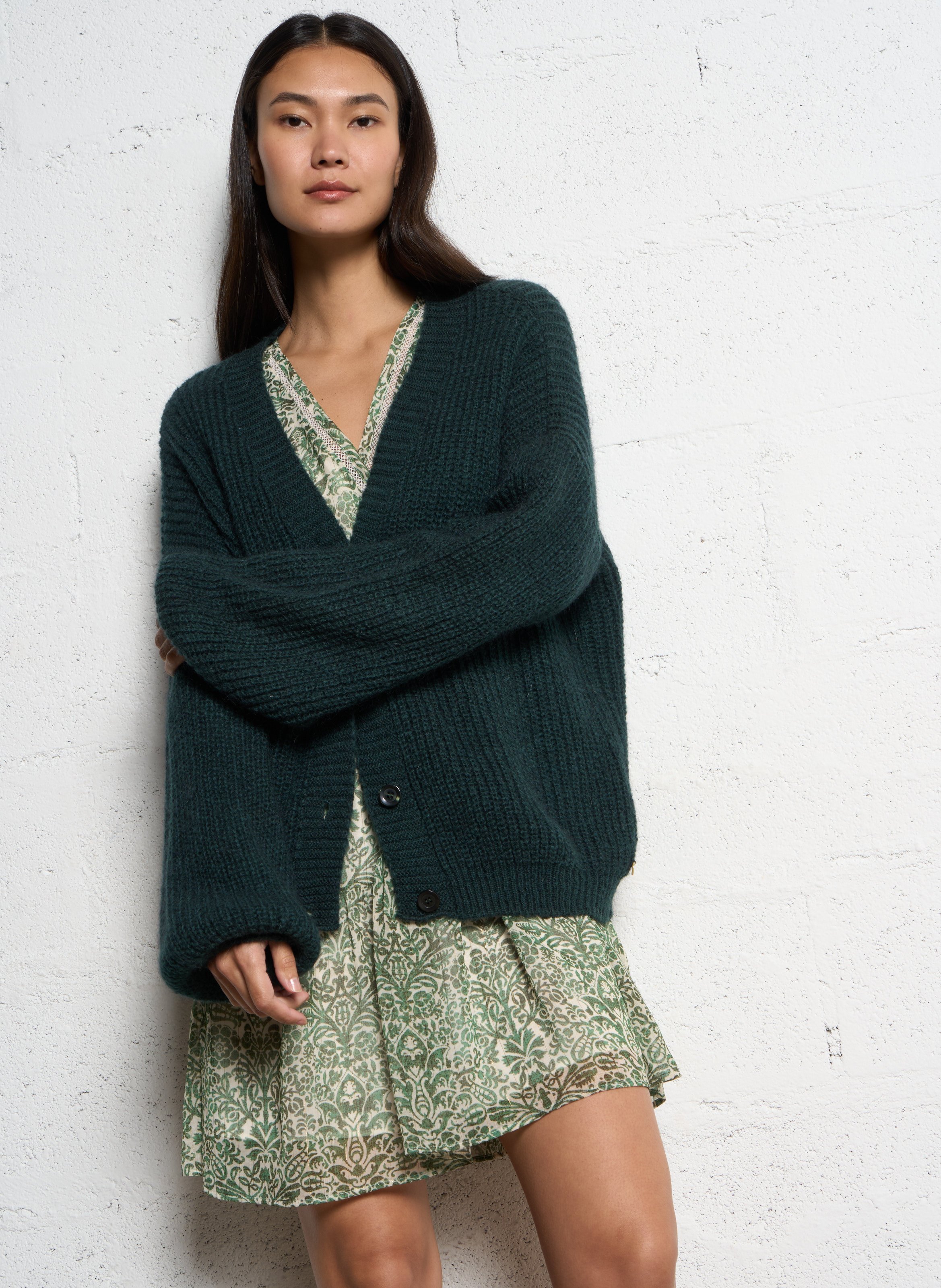 Oversized V-neck button-up cardigan ONE STEP