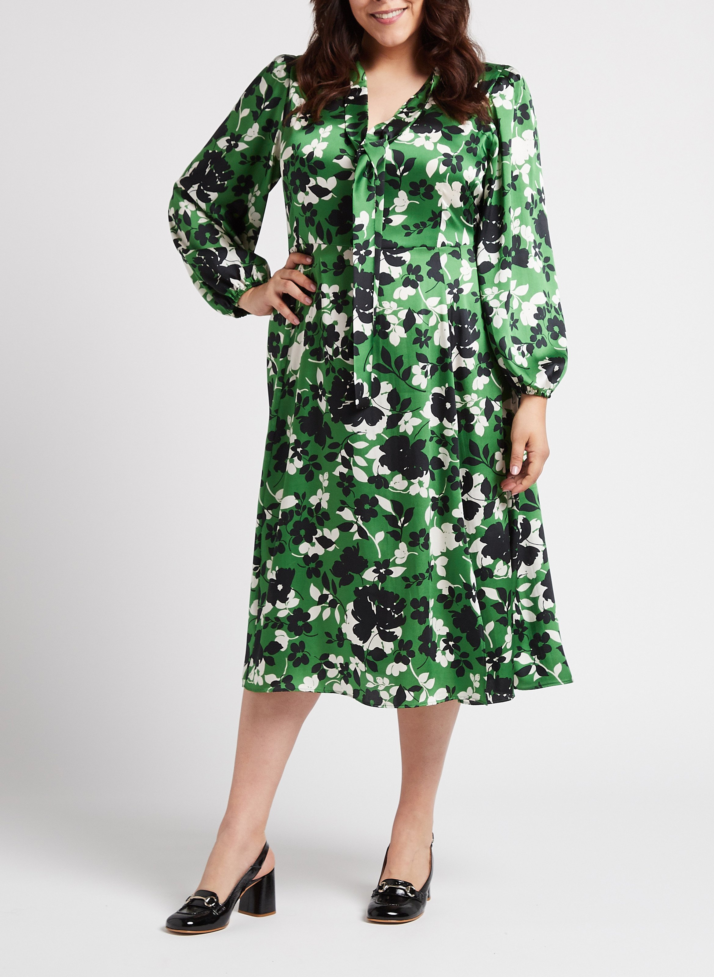 Geblümtes Maxikleid mit V-Ausschnitt PERSONA by Marina Rinaldi Grun