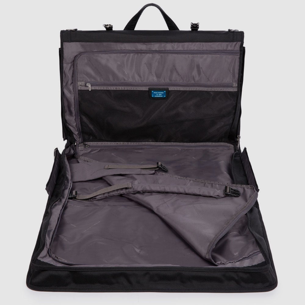 Travel garment bag to hang in recycled fabric PIQUADRO Black