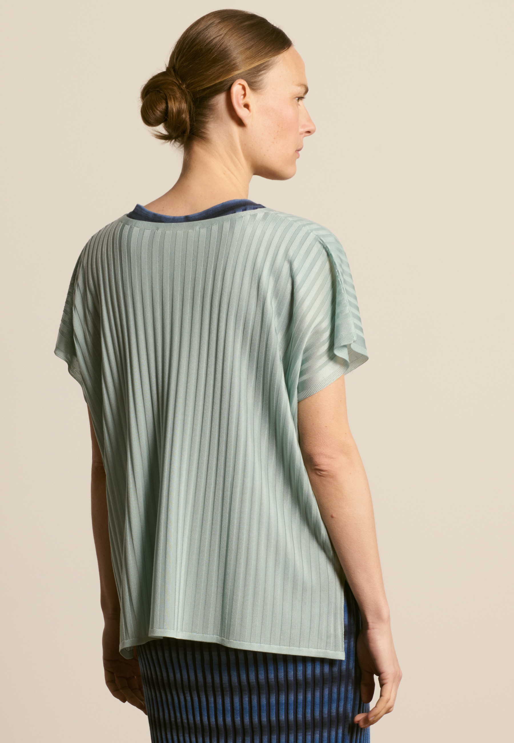 V-neck T-shirt in light yarn Green