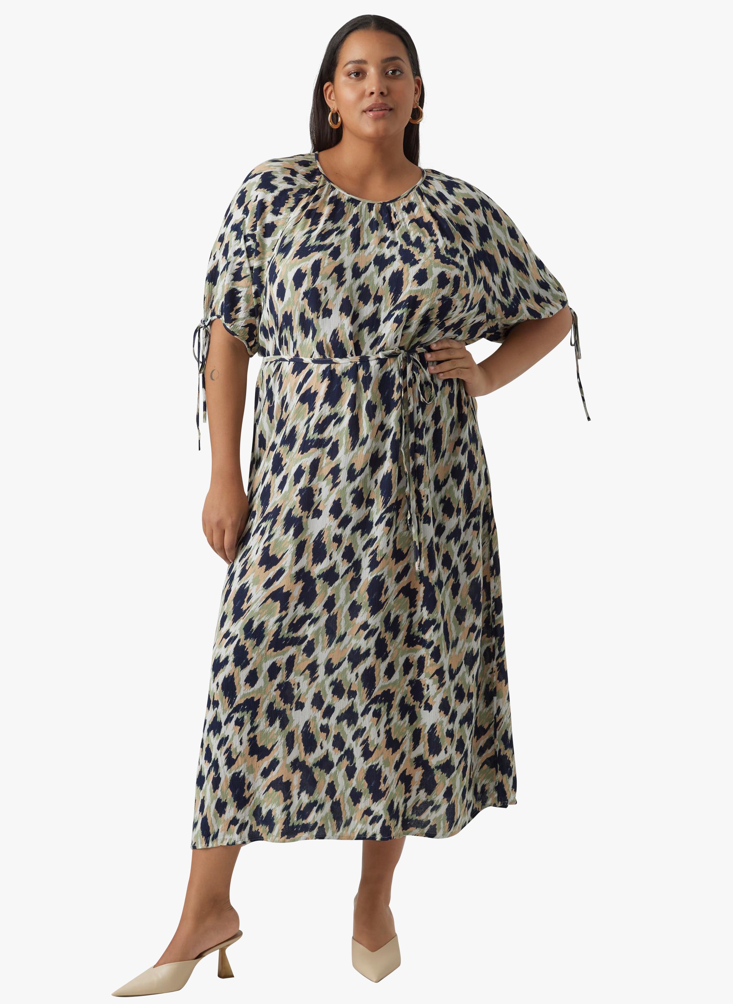 Straight-cut printed round-neck dress VERO MODA CURVE Blue