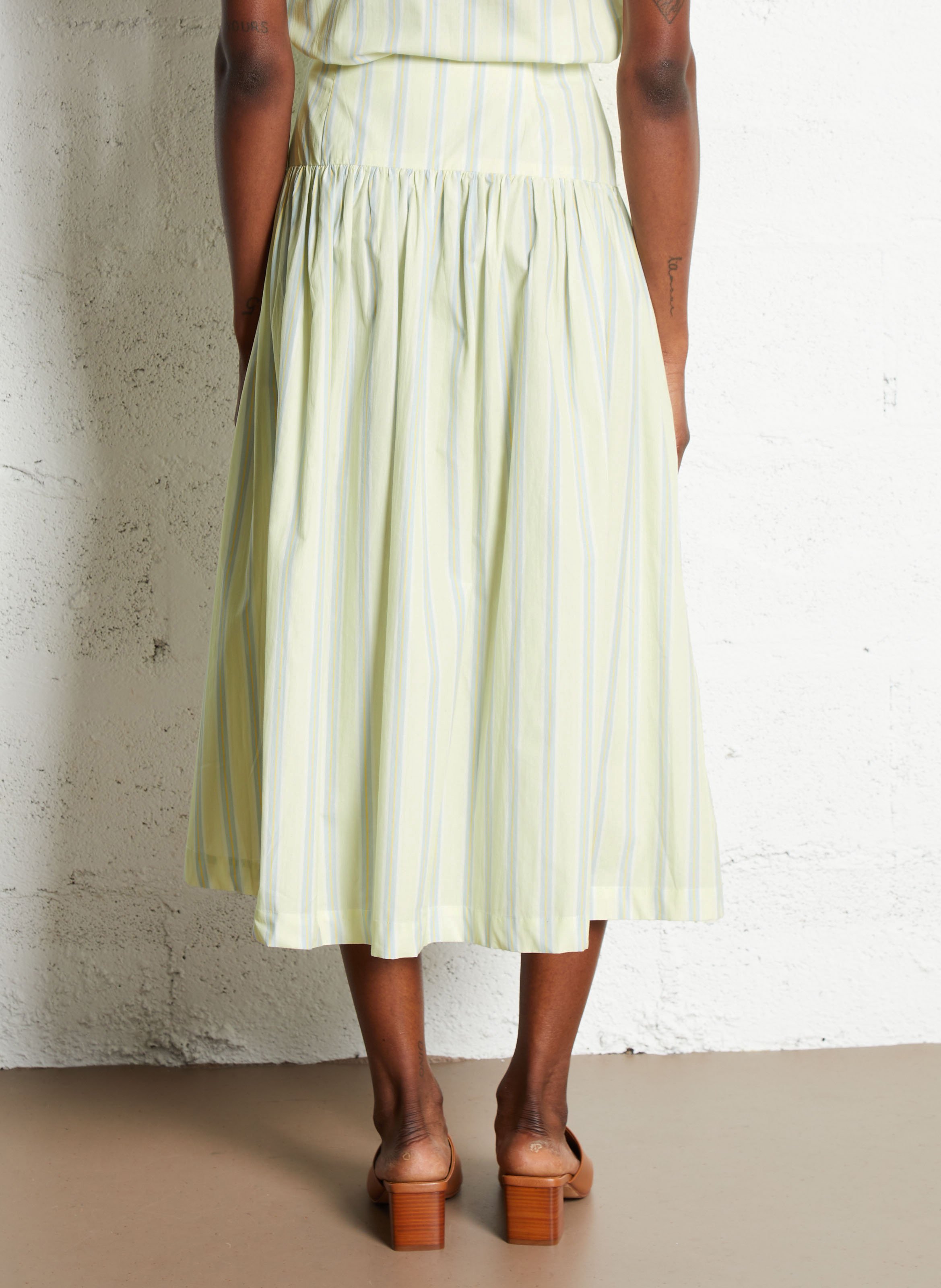 Geknöpfter Midirock mit Streifen THE TINY BIG SISTER Gelb