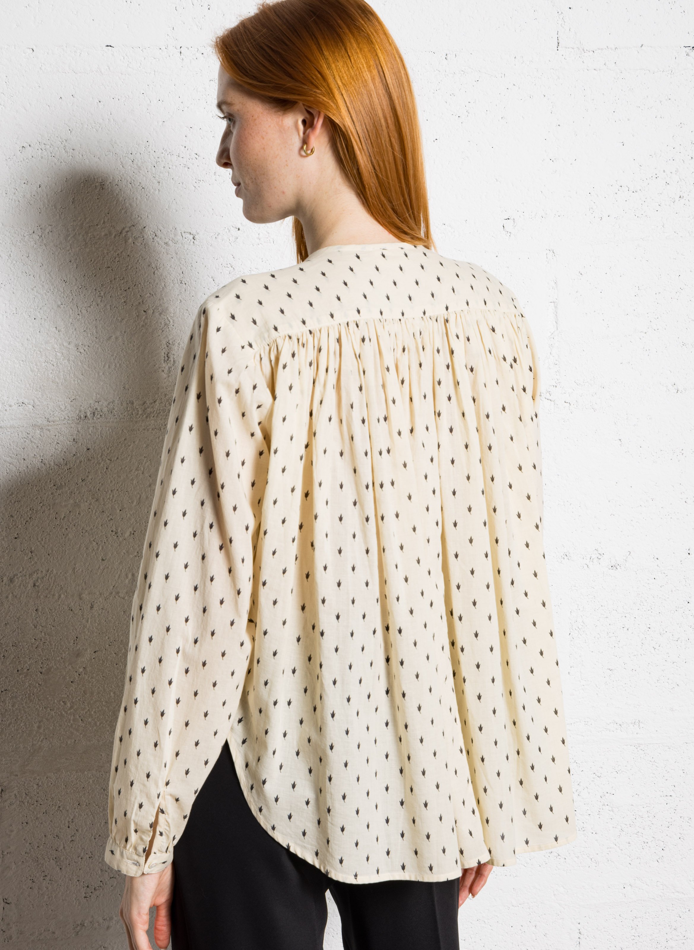 Wijde, katoenen blouse met ronde hals FEEKA Wit