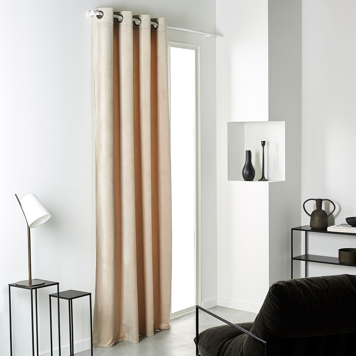 Plain curtain with eyelets Beige