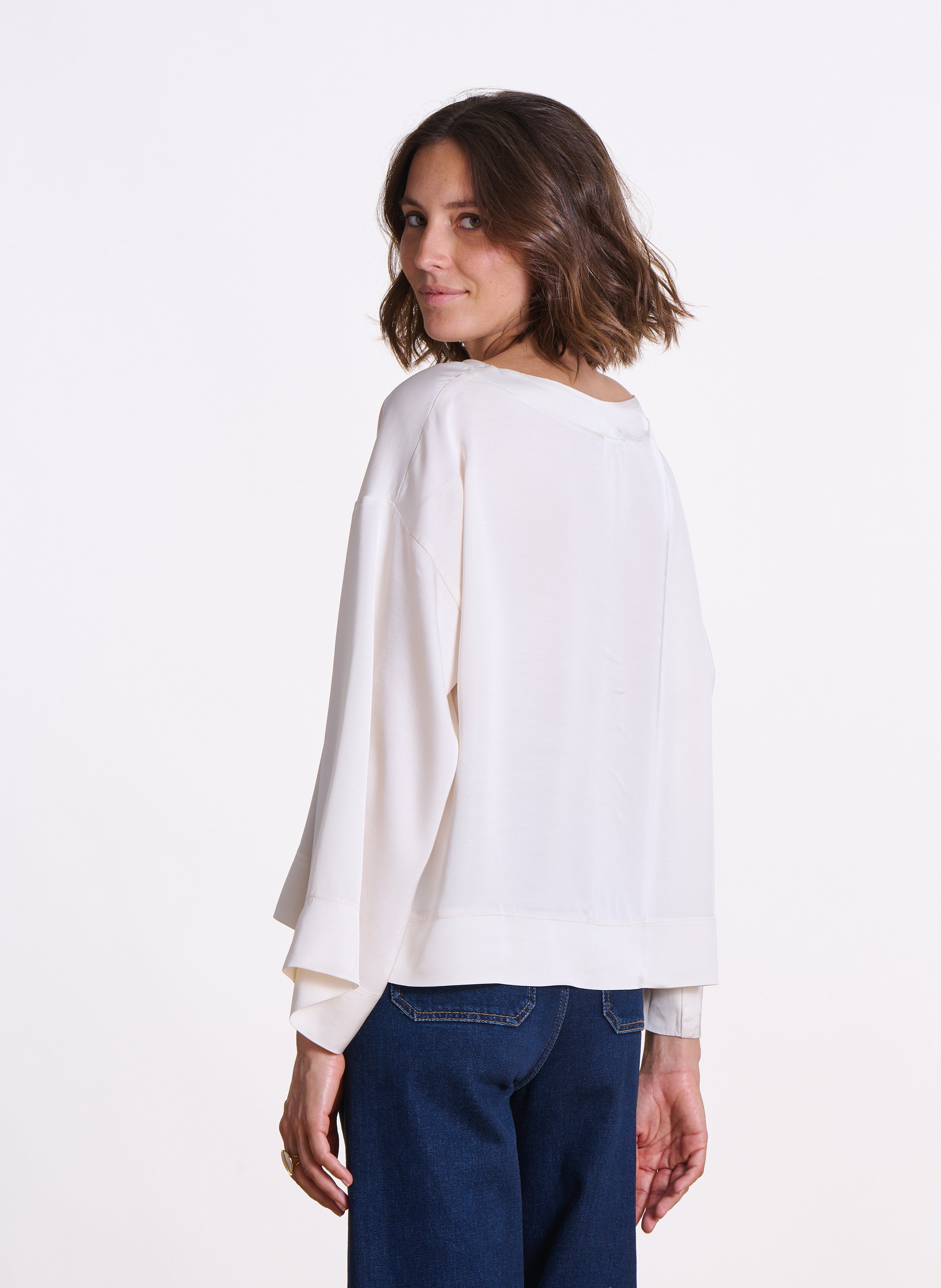 Loose fit boat neck satin top LA FEE MARABOUTEE White