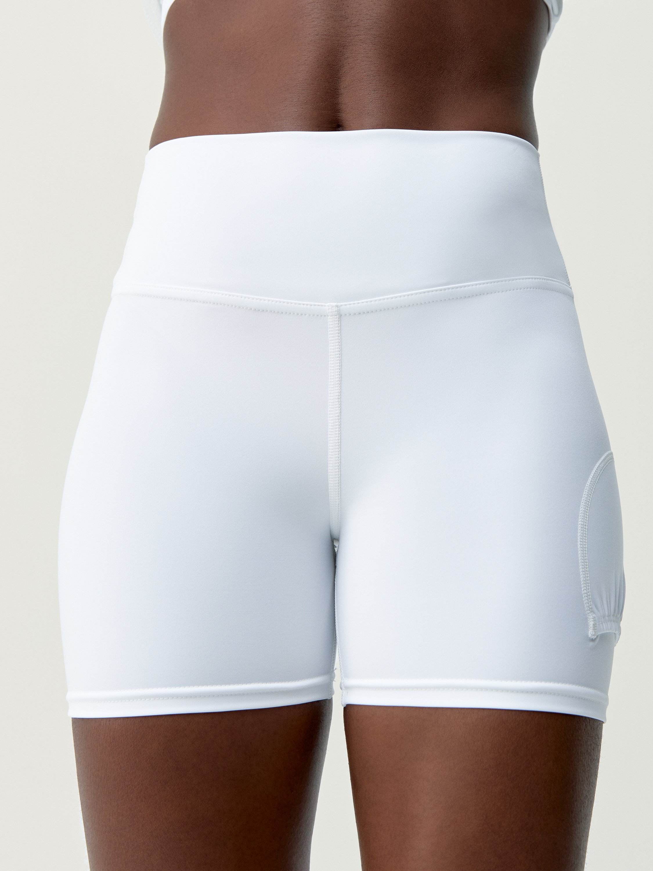 Short women's sports cycling VOLEA BORN White