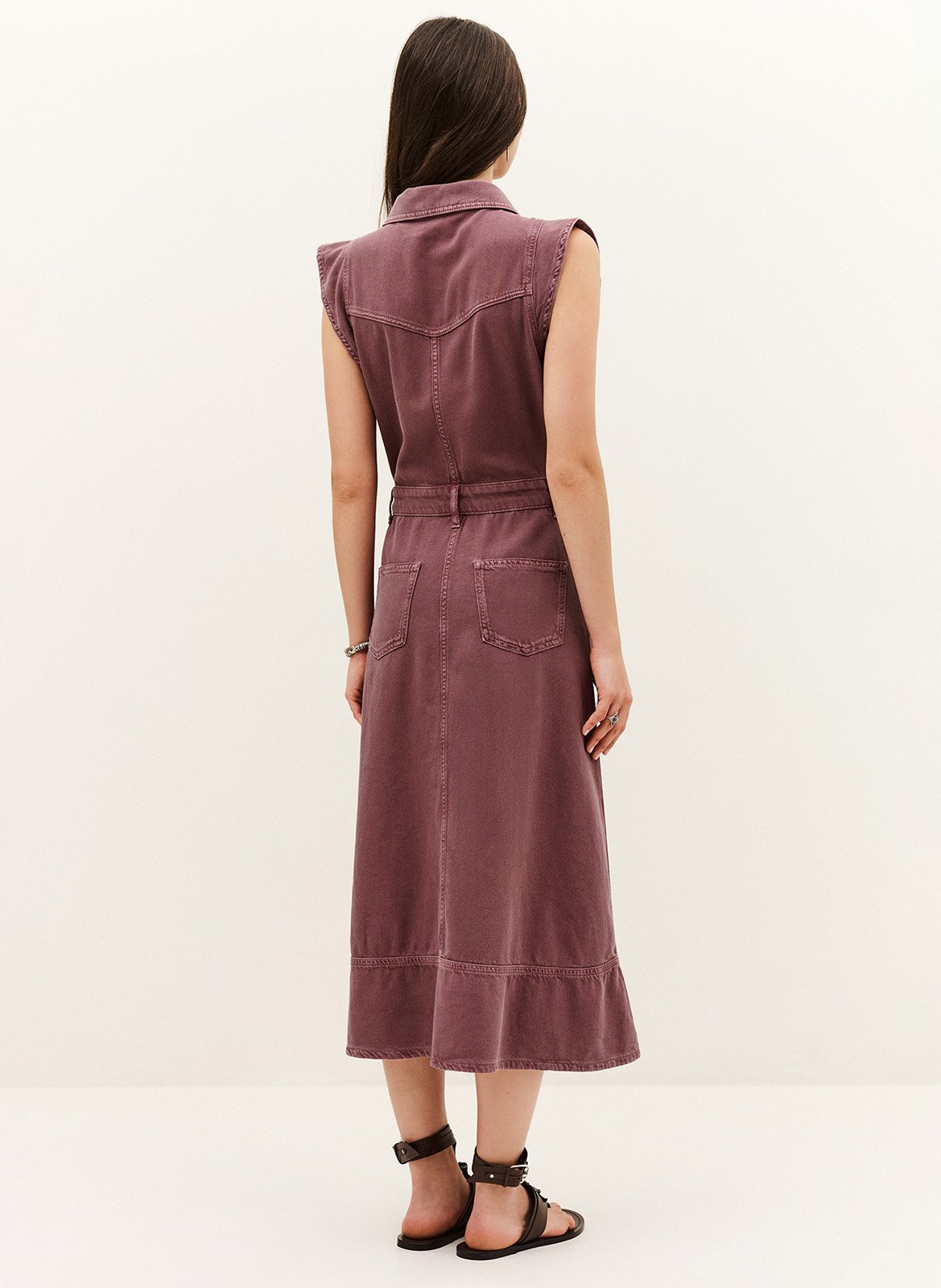 Lange denim jurk met knoopsluiting. BA&SH Roze