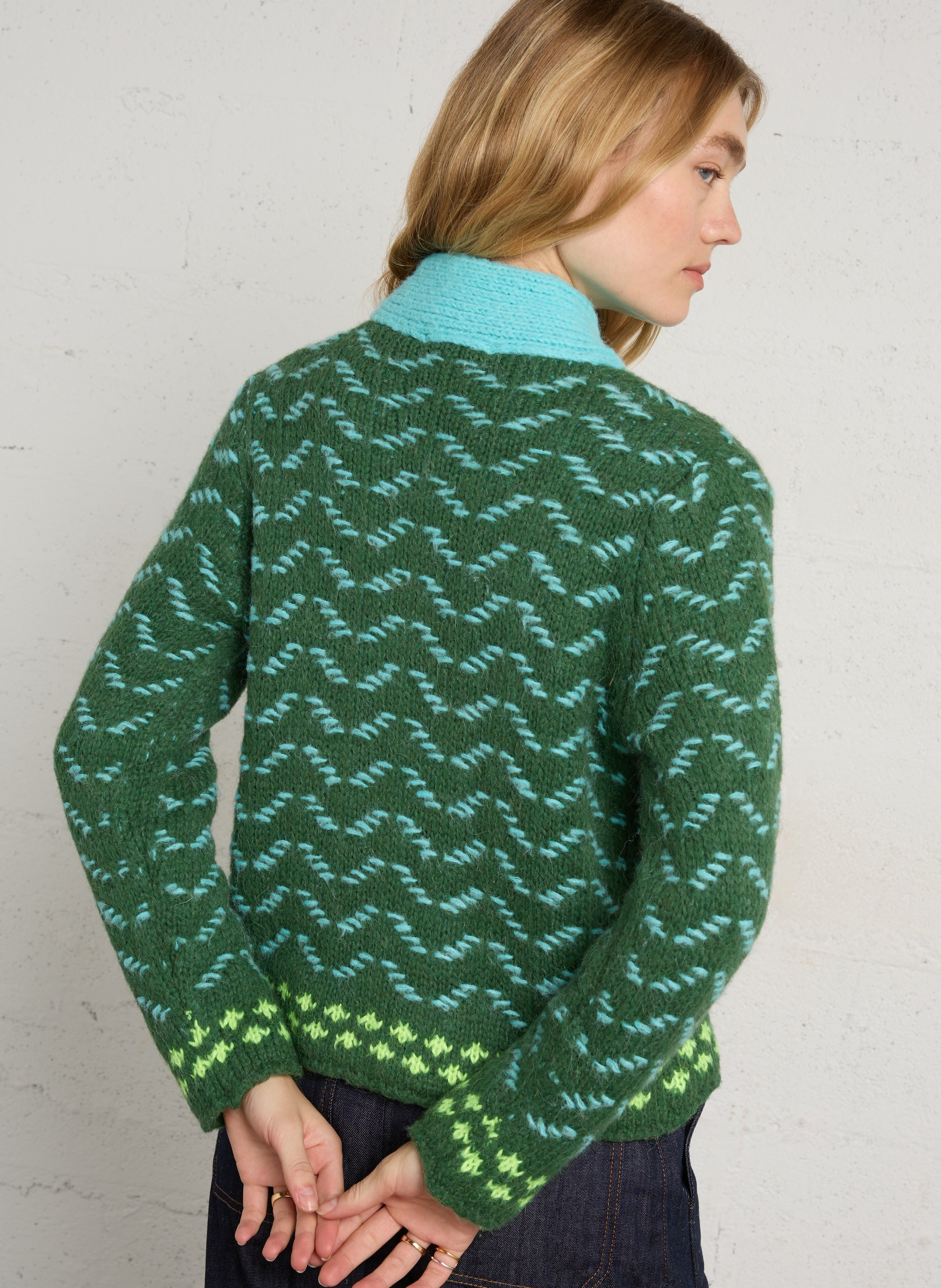 Gerader Cardigan mit Bindkragen DR BLOOM Grun