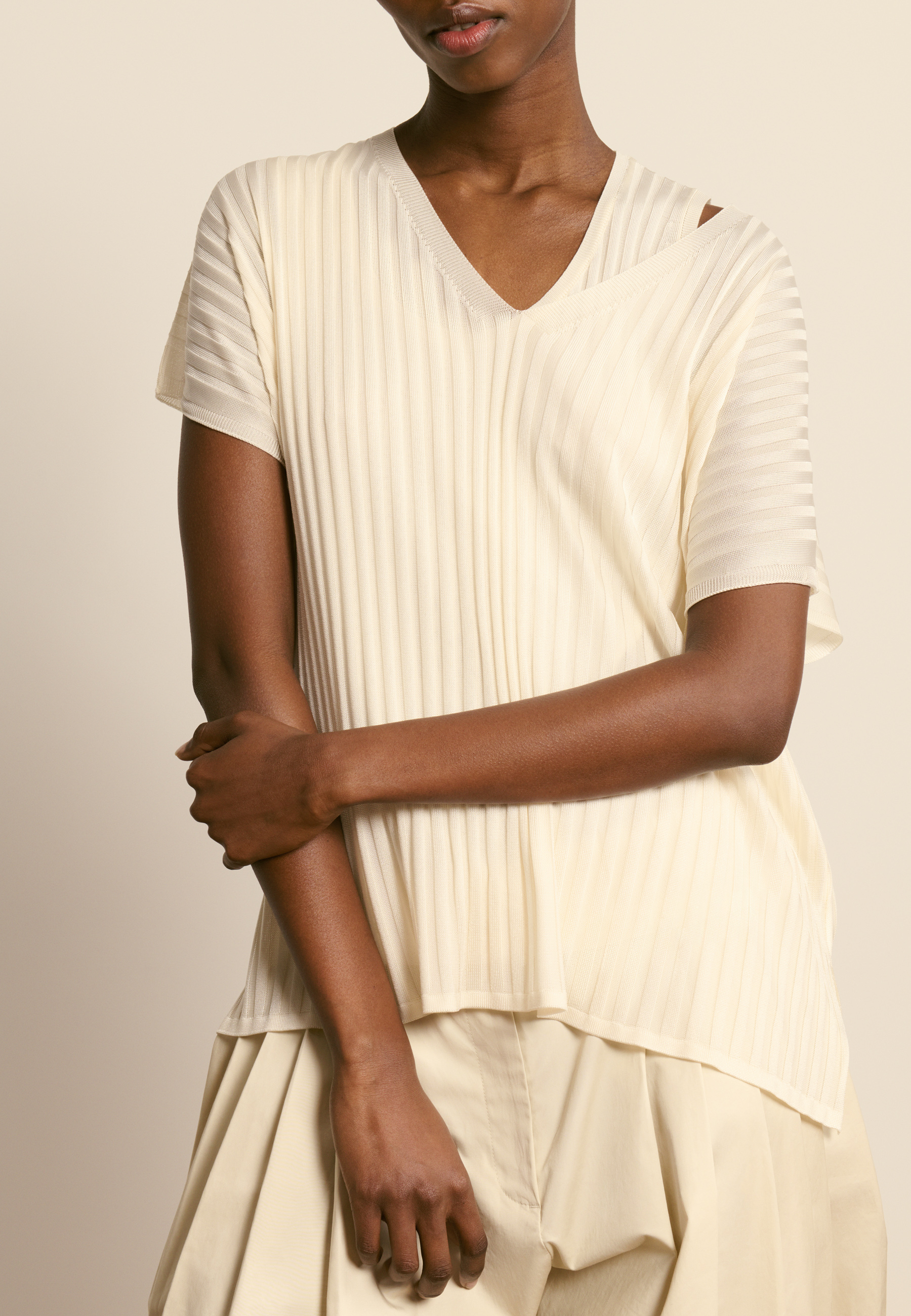 V-neck T-shirt in light yarn White