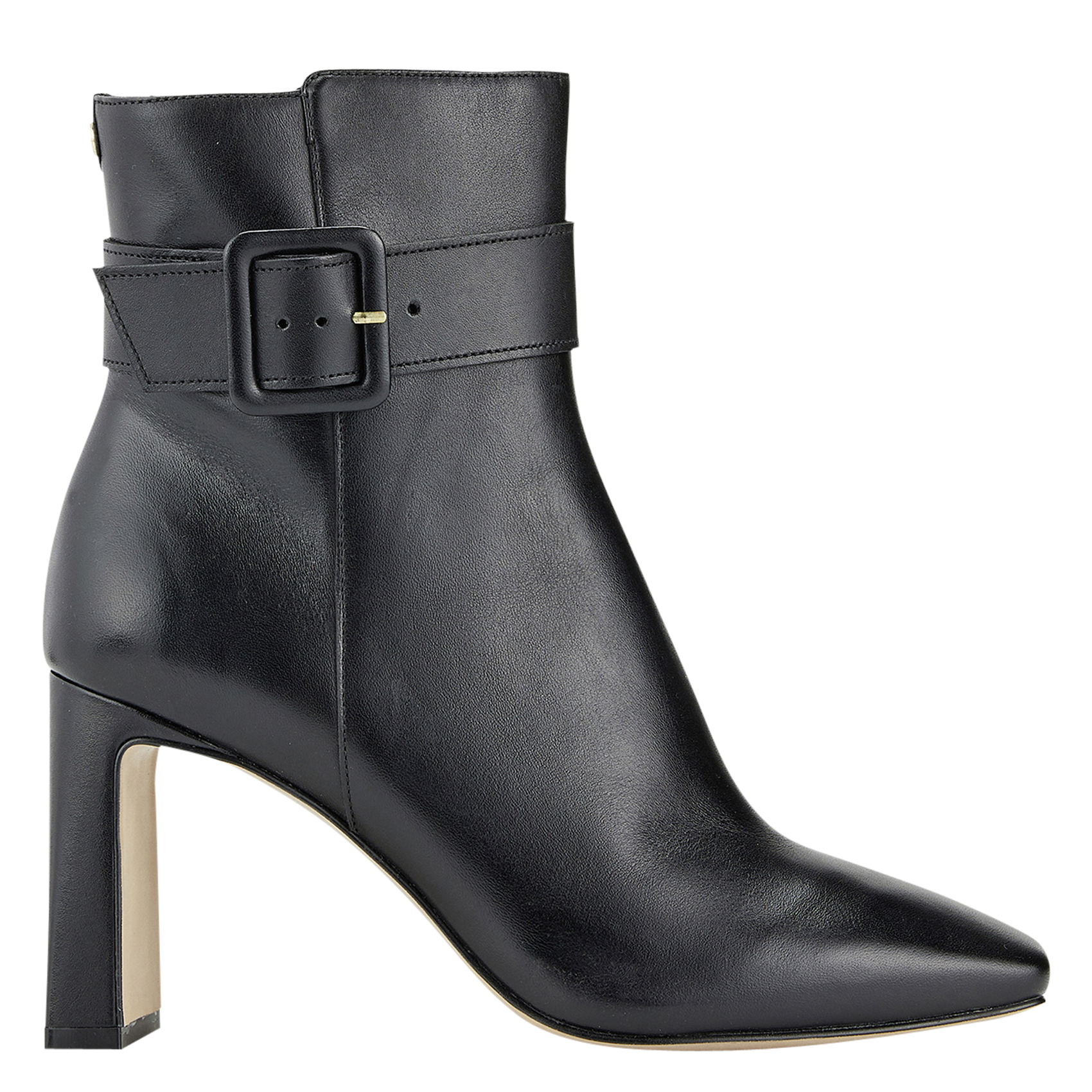 - 100% leather, - Round toes, - Inner zip fastening, - Heel height: 9 cm. COSMOPARIS Black