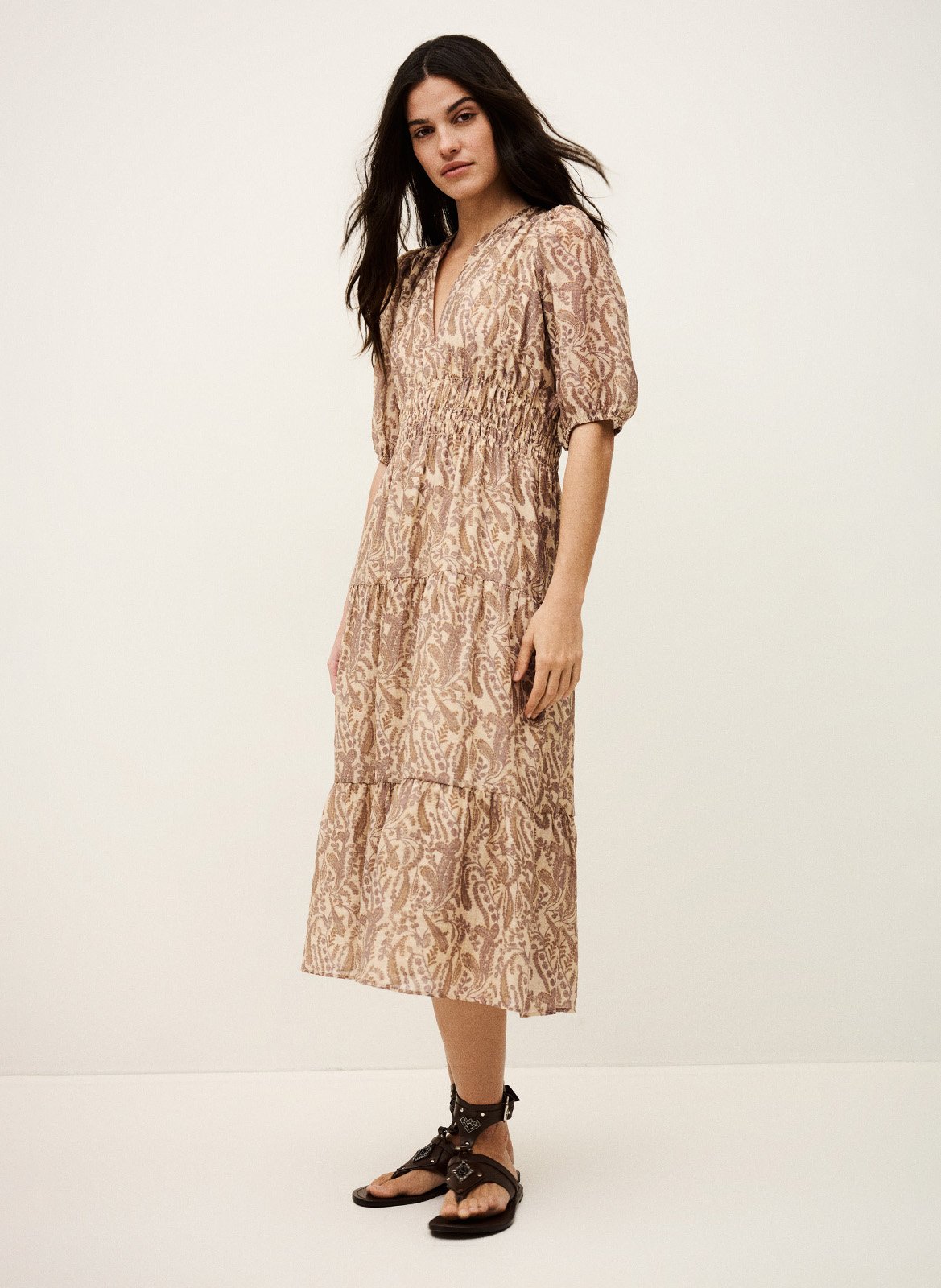 Halflange jurk met Tunesische kraag en print BA&SH Beige