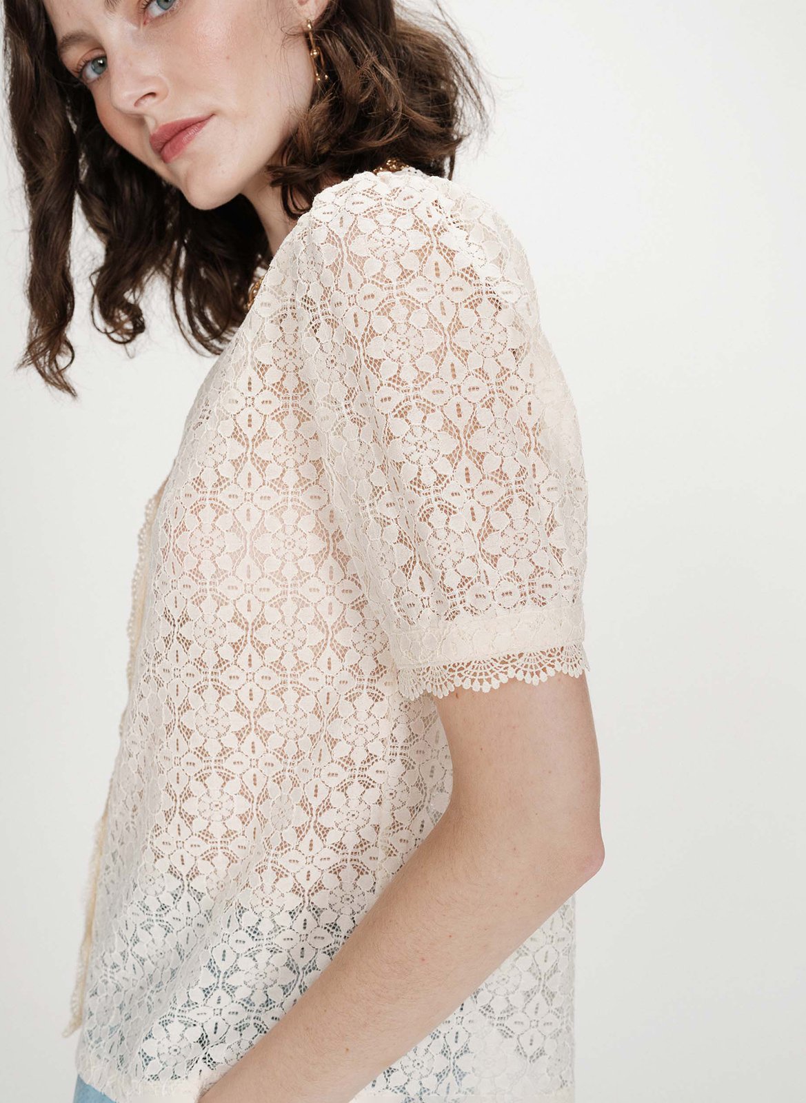 Buttoned lace V-neck top GRACE ET MILA Brown