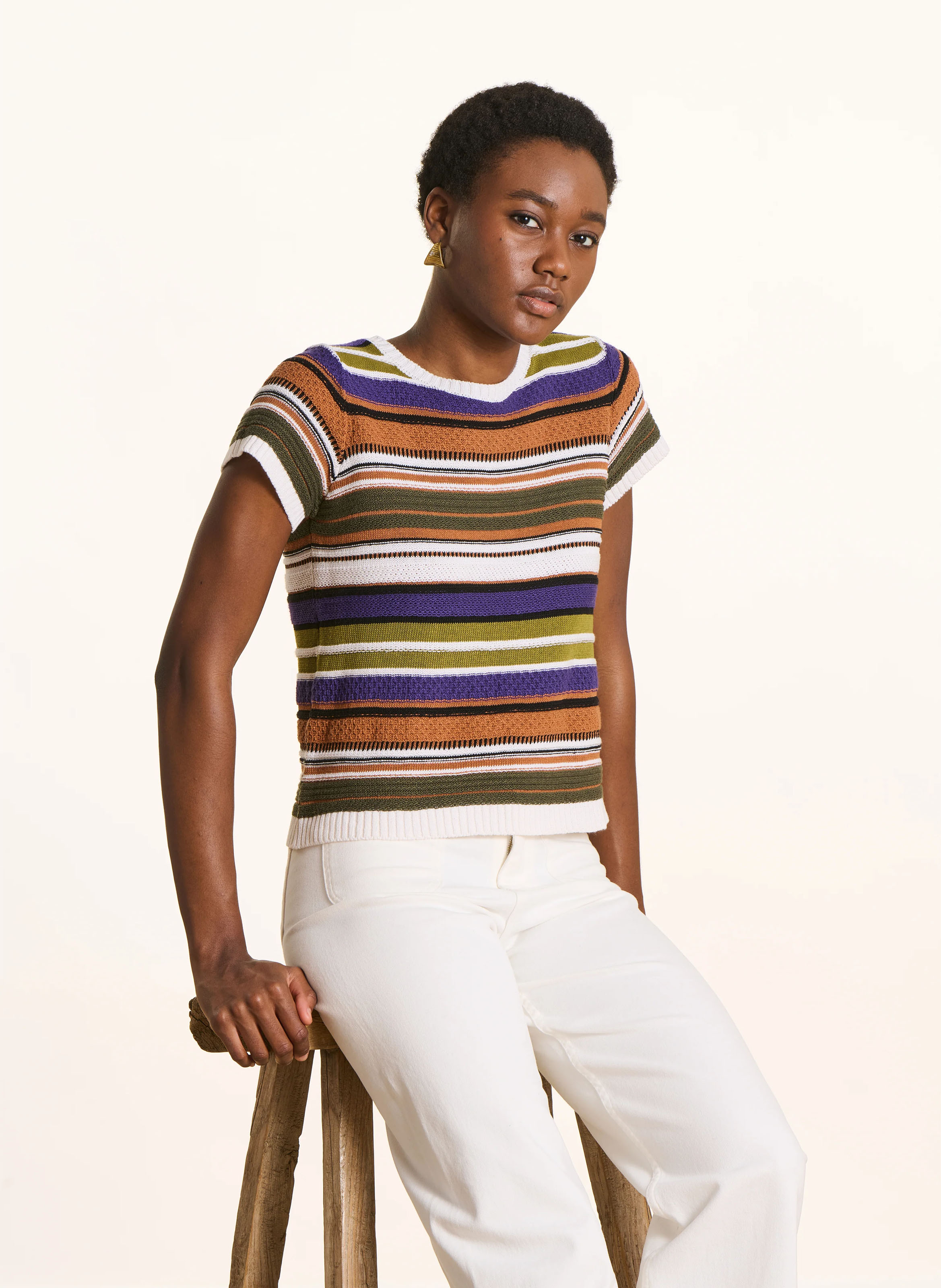 Kurzer Rundhalspullover mit Streifen LA FEE MARABOUTEE Mehrfarbig