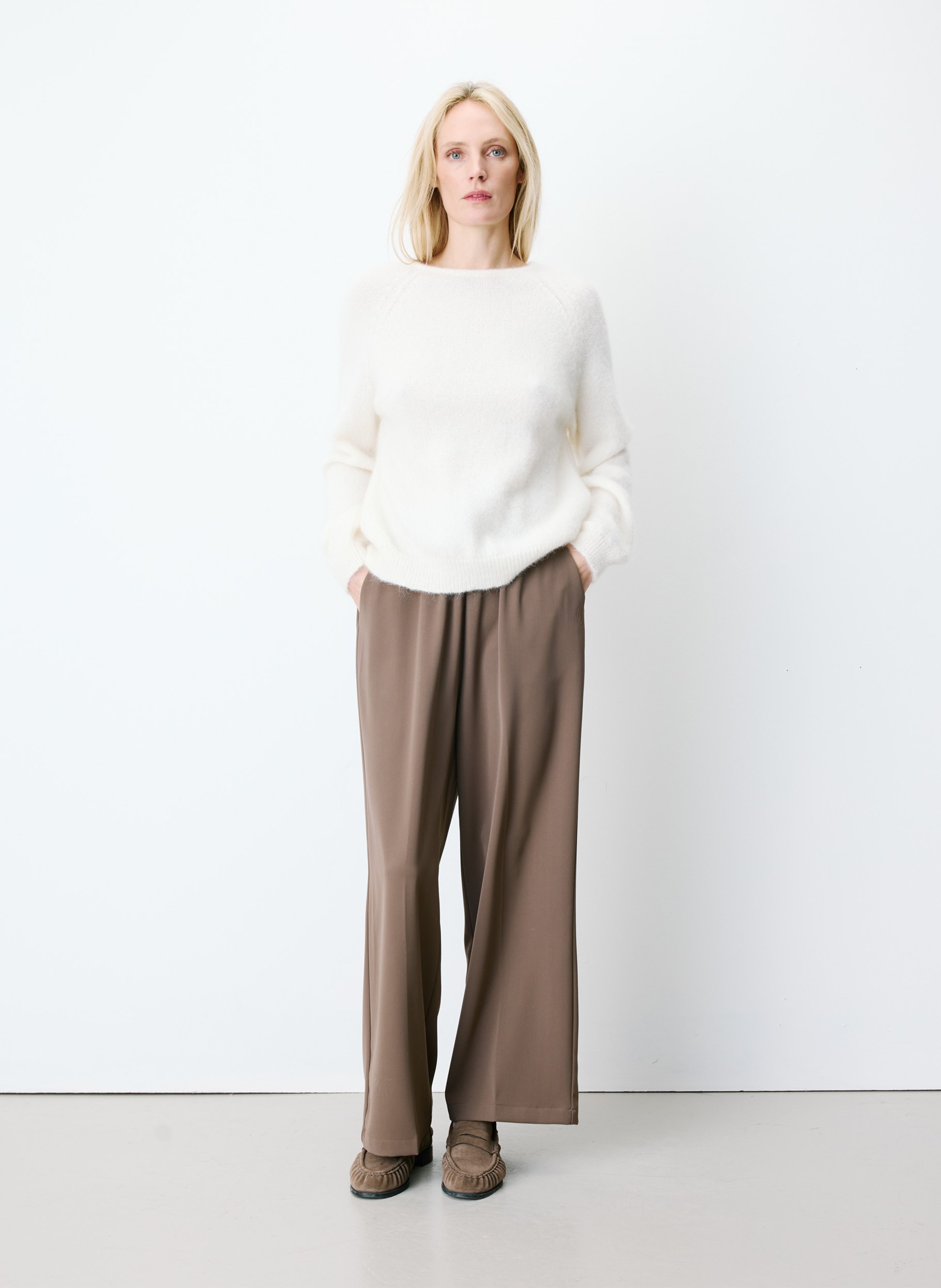 Oversized sweater with open back GRACE ET MILA White