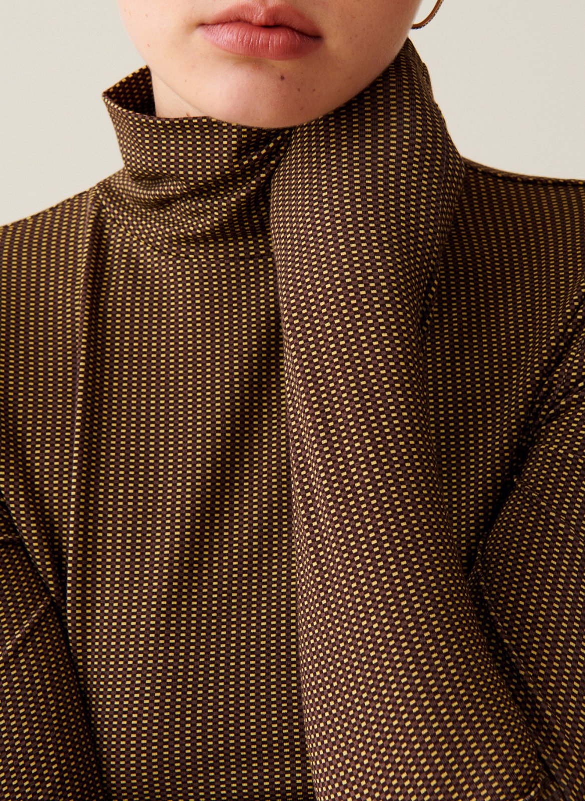 Top col cheminée ajusté CLAUDIE PIERLOT Jaune