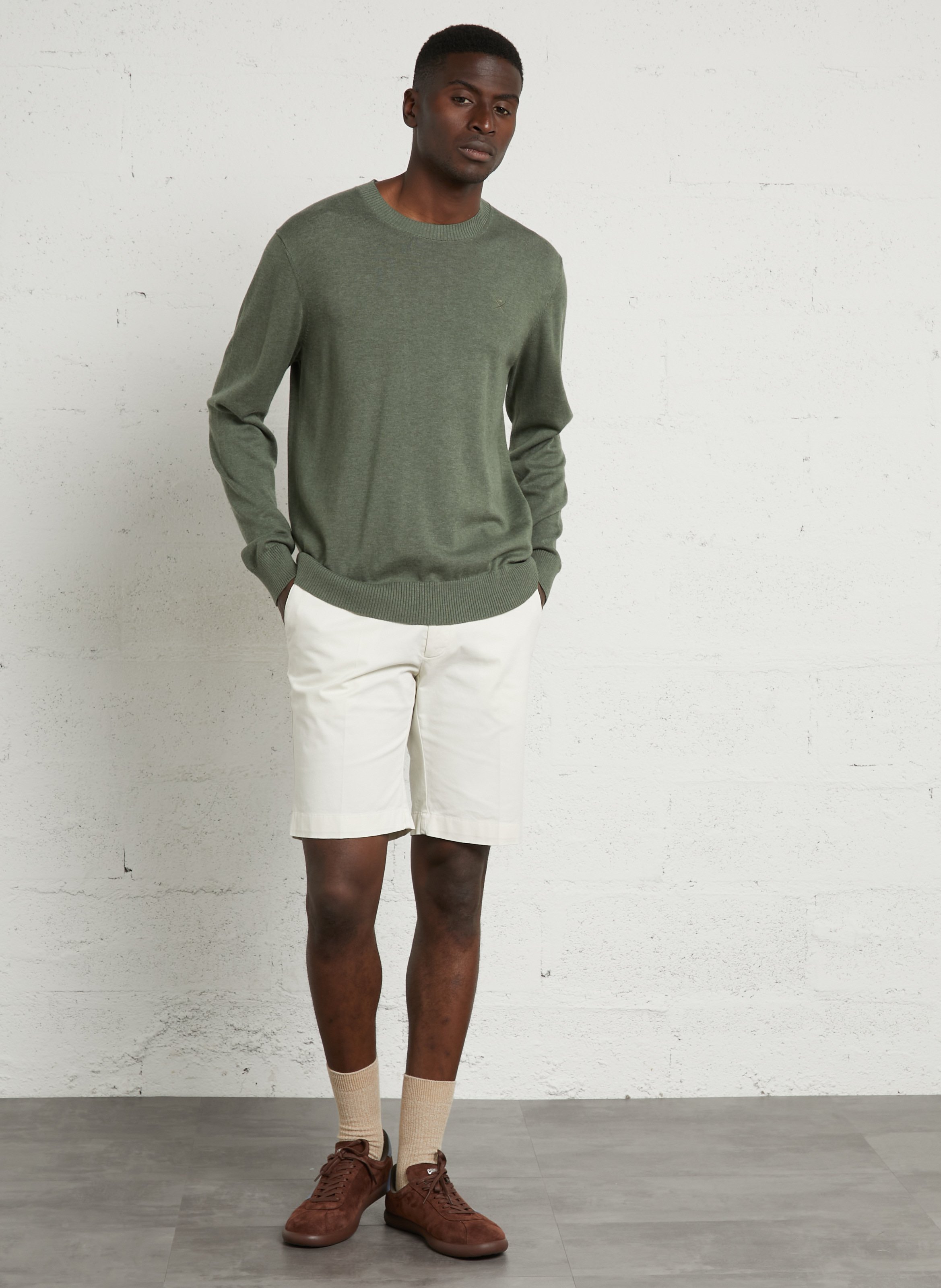 Pull droit col rond brodé en coton HACKETT Vert