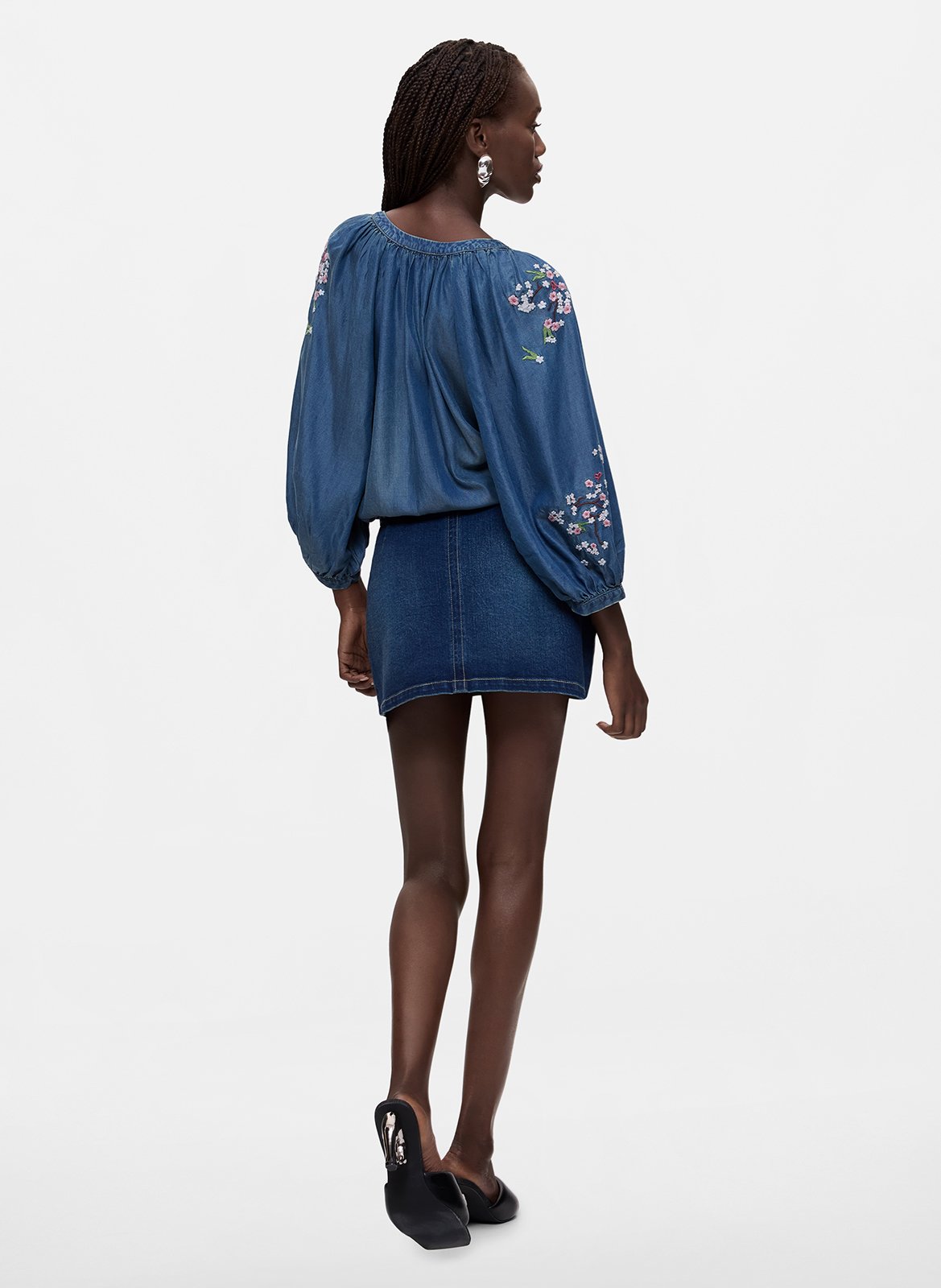 Kurzes besticktes Denimkleid DESIGUAL Blau