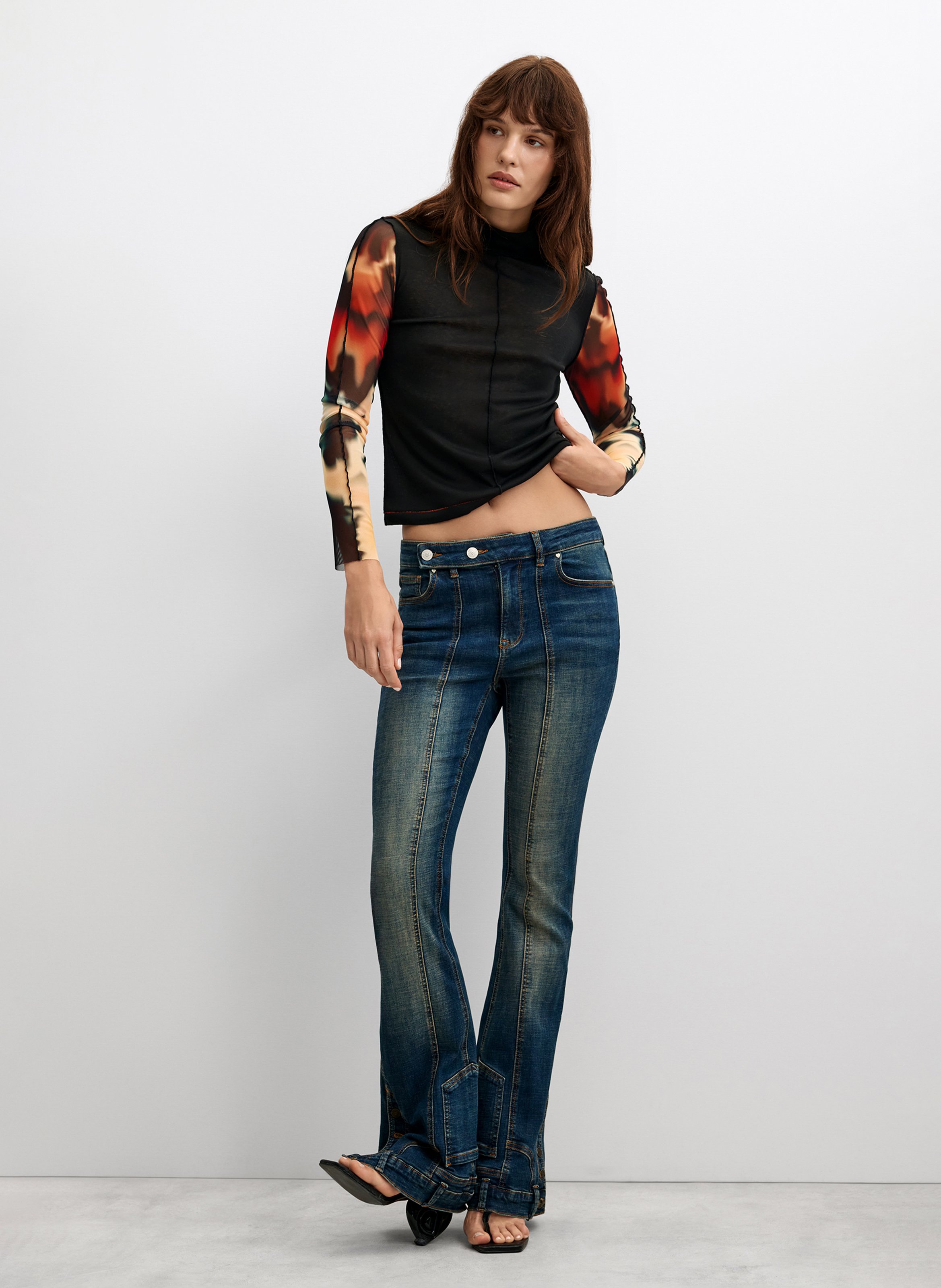 T-shirt with printed sleeves DESIGUAL Black