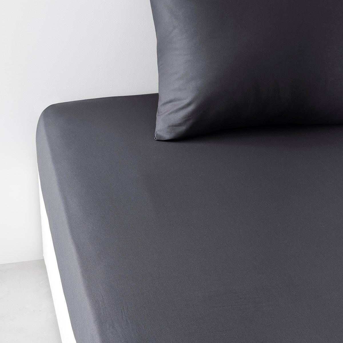 Solid color fitted sheet in cotton TODAY LINGE DE MAISON Black