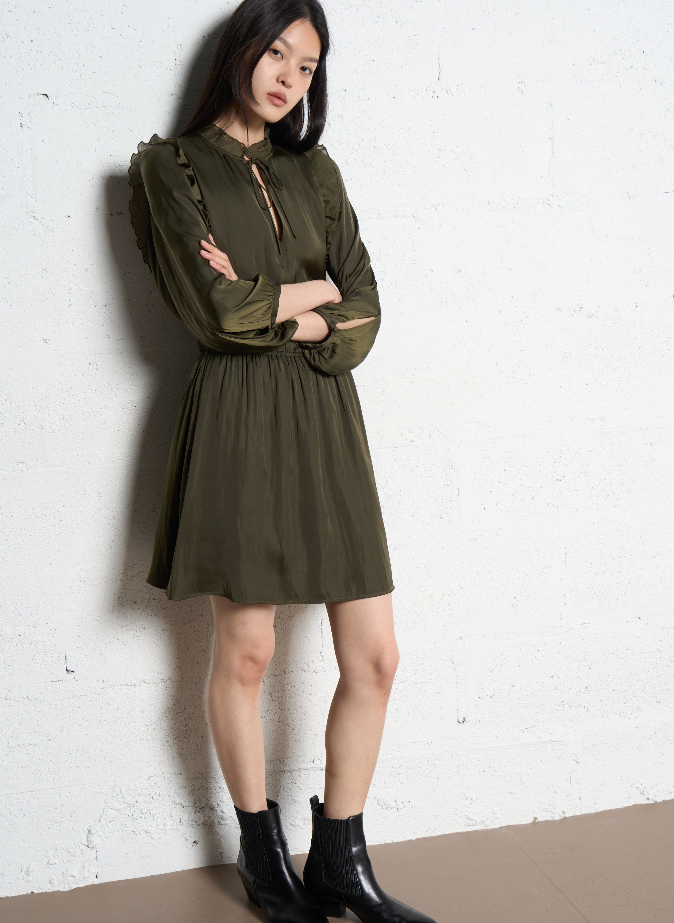Short satin V-neck dress IKKS Khaki