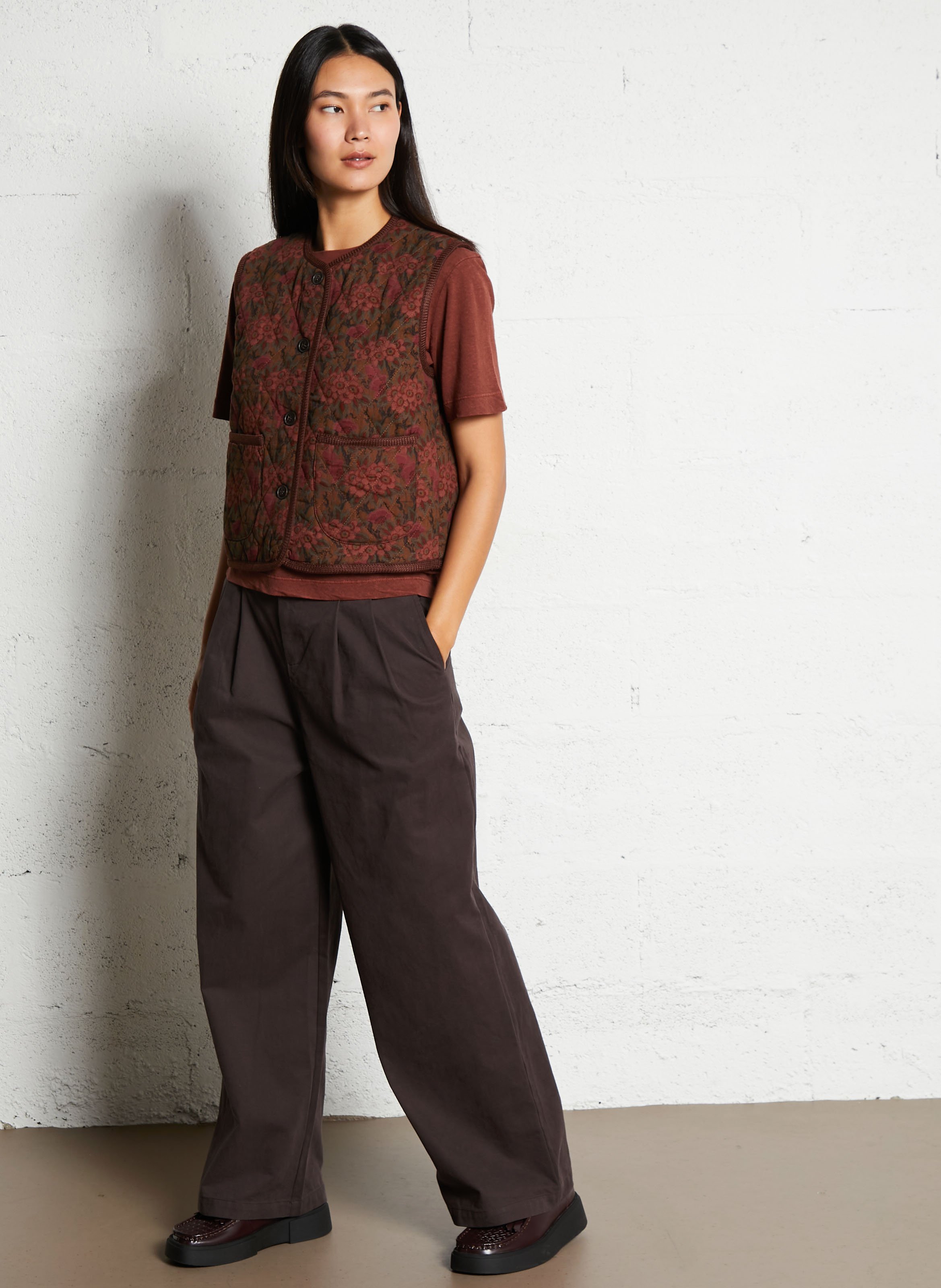 Baumwoll-Strickjacke mit Rundhalsausschnitt THE KORNER Braun