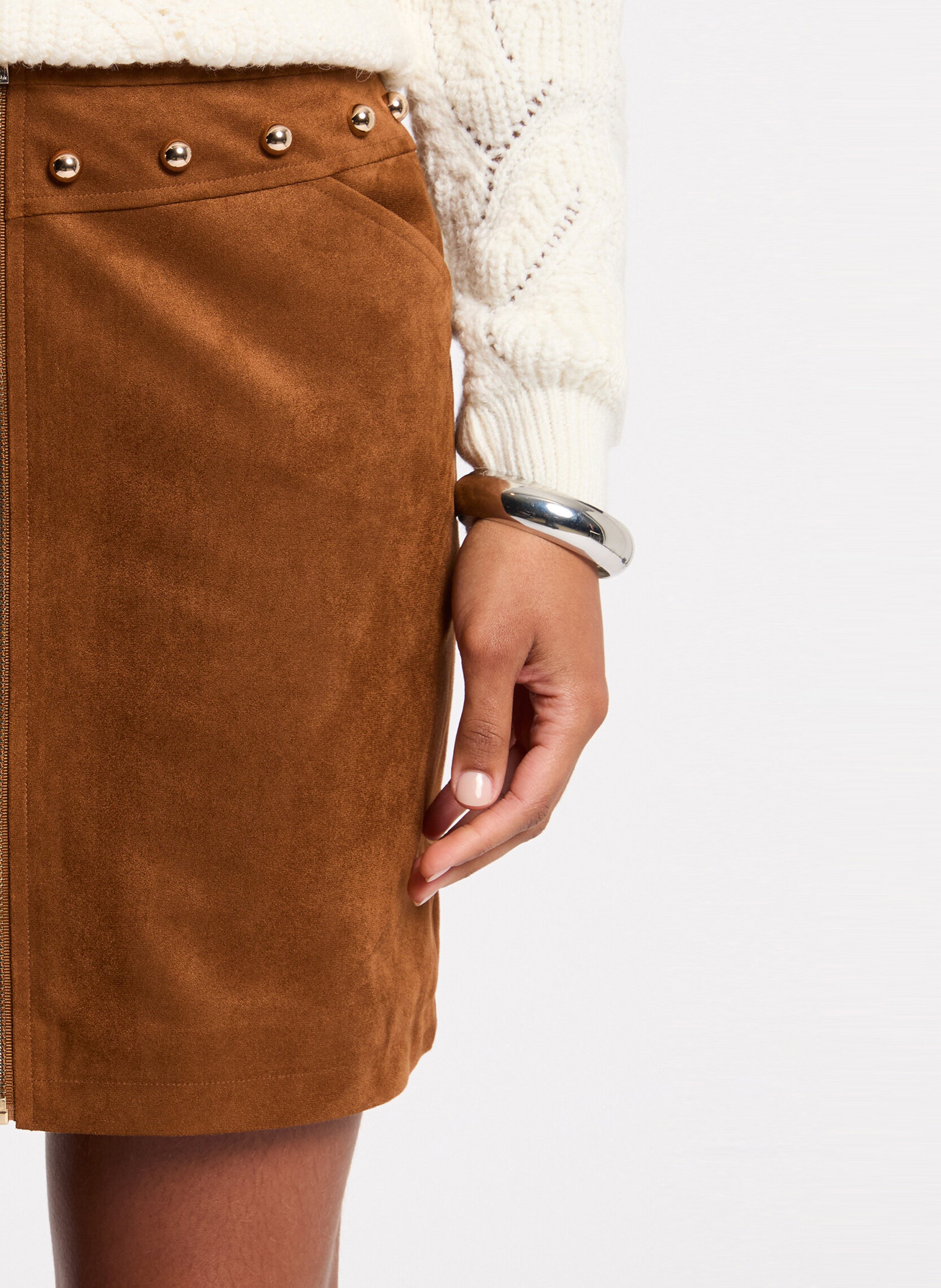 <p>A-line skirt with zip in faux suede</p> MORGAN Brown