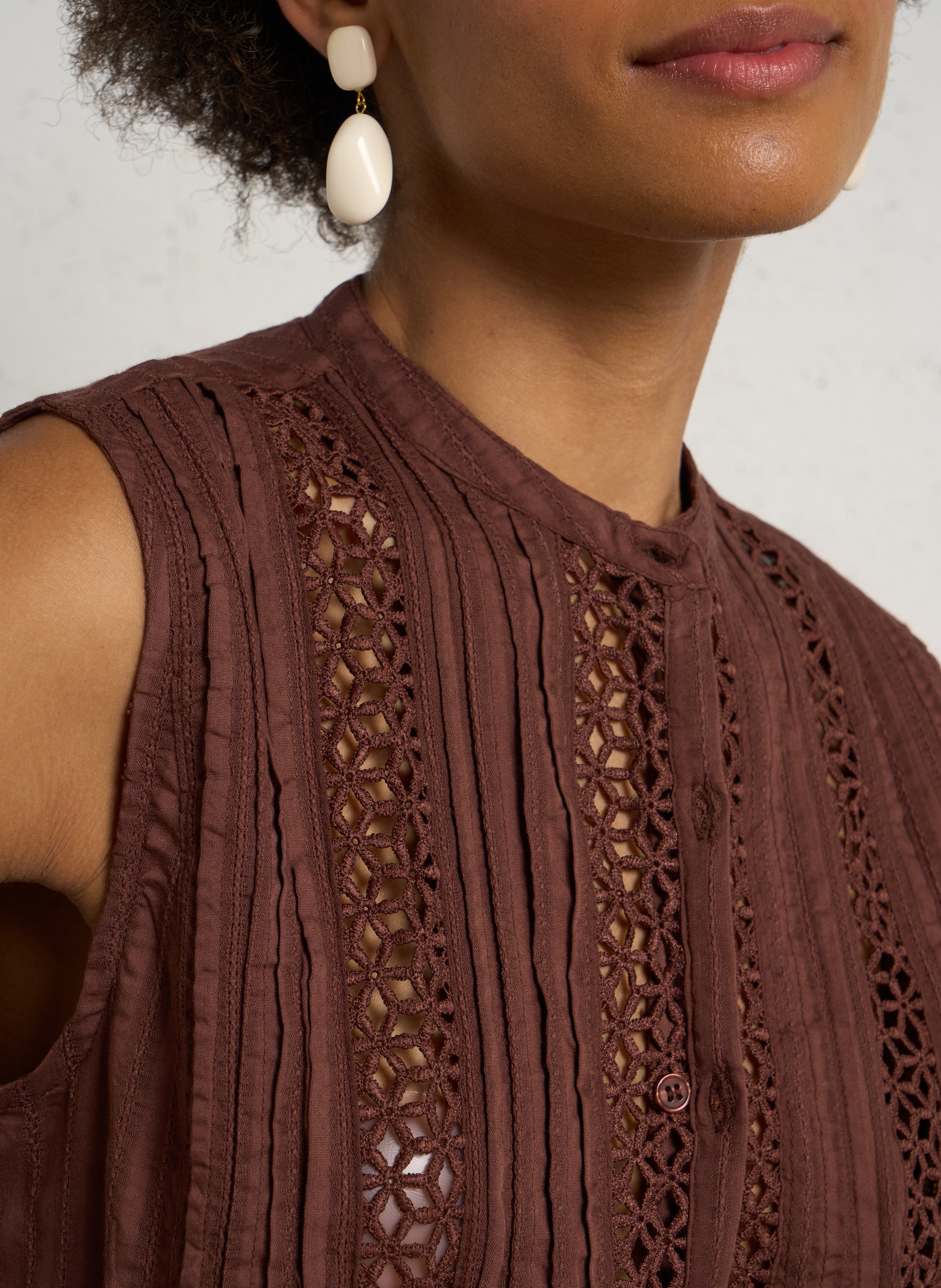 Gerade geschnittenes Baumwollhemd mit Mao-Kragen PETITE MENDIGOTE Braun