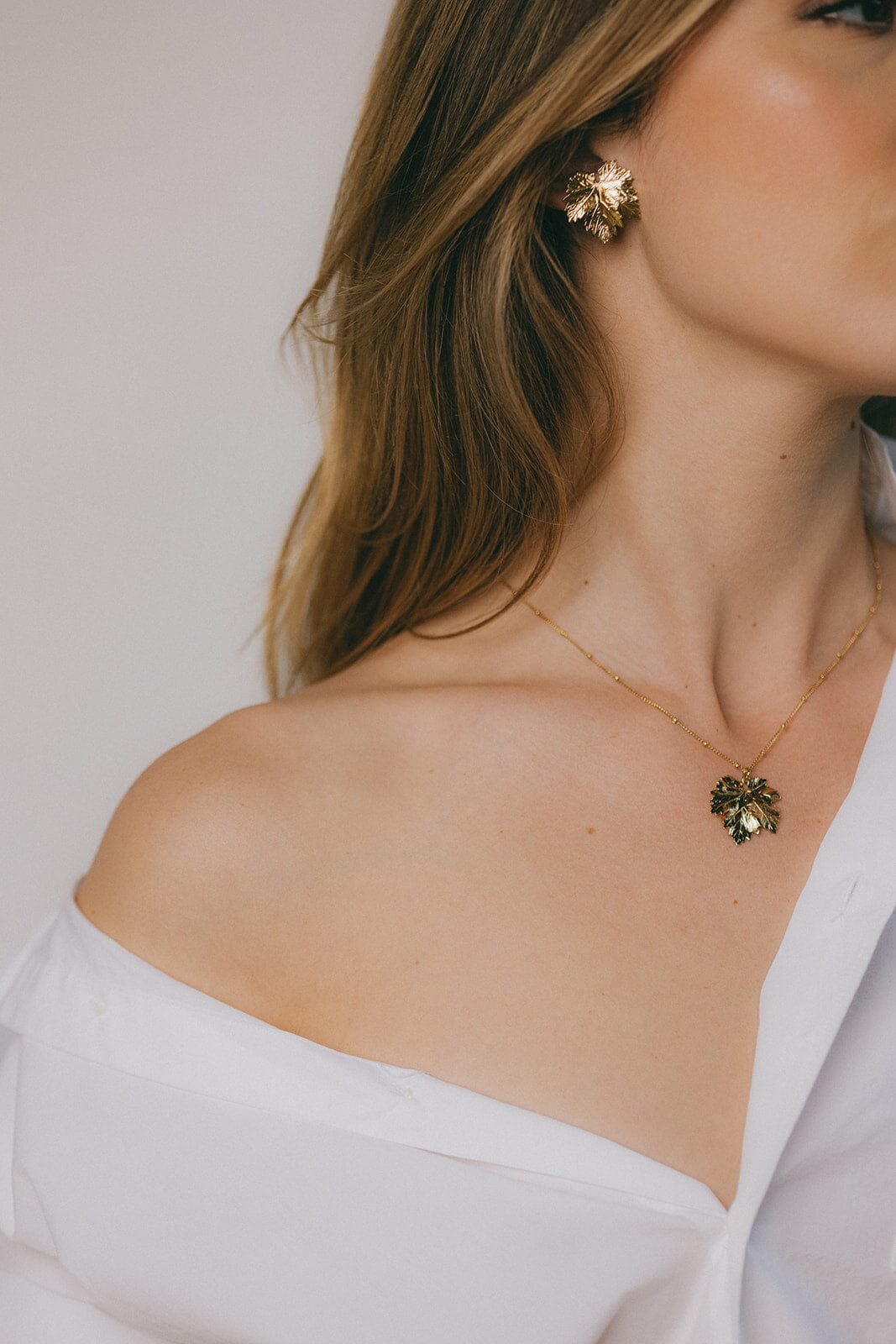 Maxi gold-plated leaf stud earrings MONSIEUR SIMONE Silver