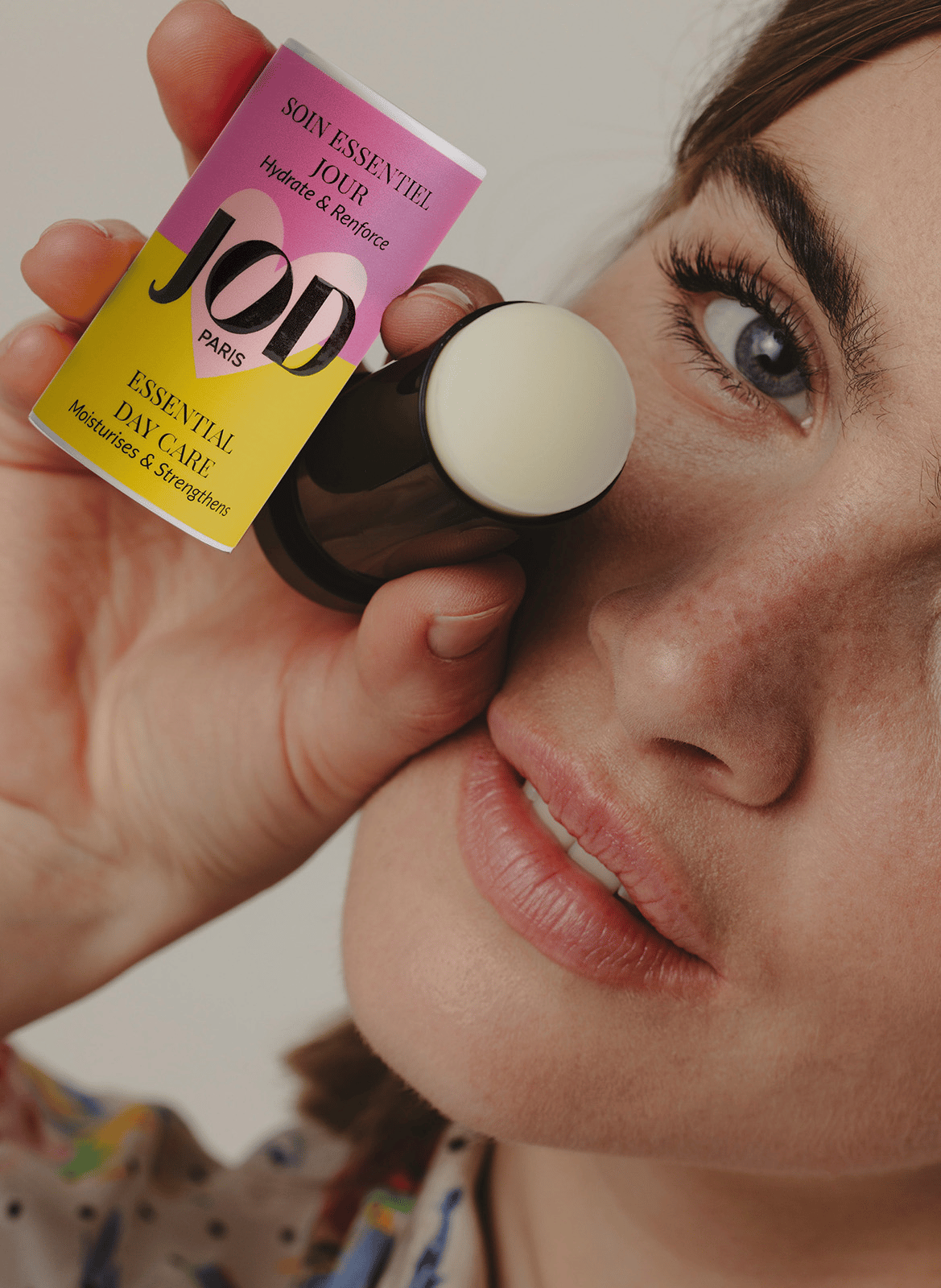 Essential Day Care JOD No color