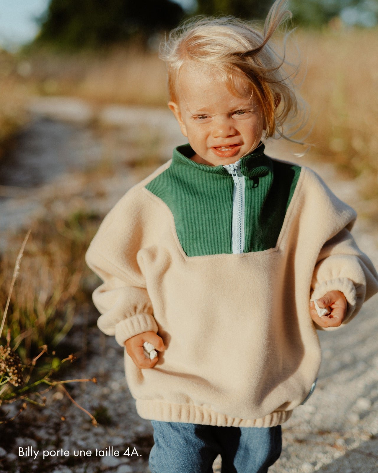 The Sun fleece sweatshirt made from recycled material with a zip-up collar. EMOI EMOI Beige