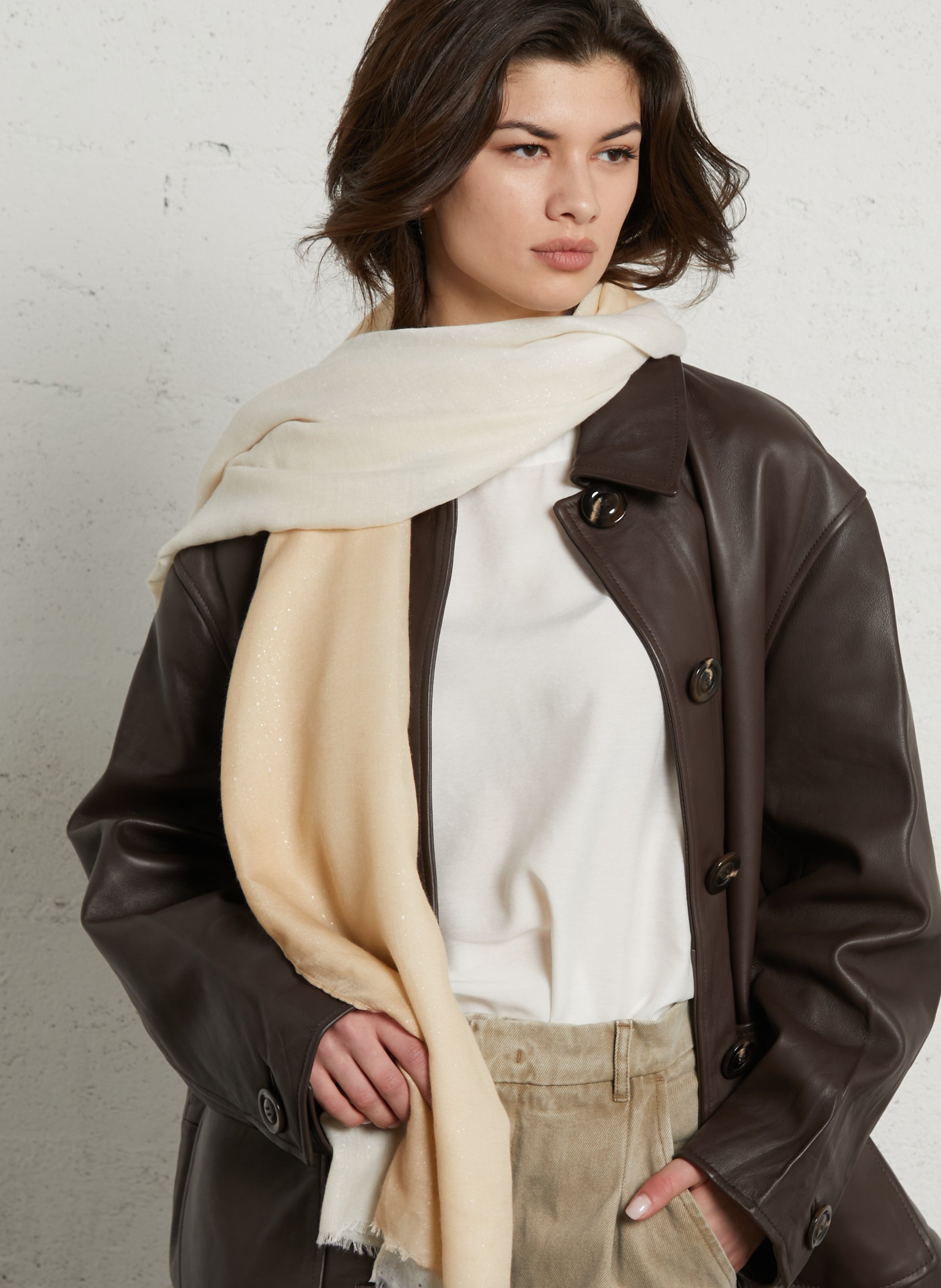 Sjaal met metallic details AU PRINTEMPS PARIS Beige