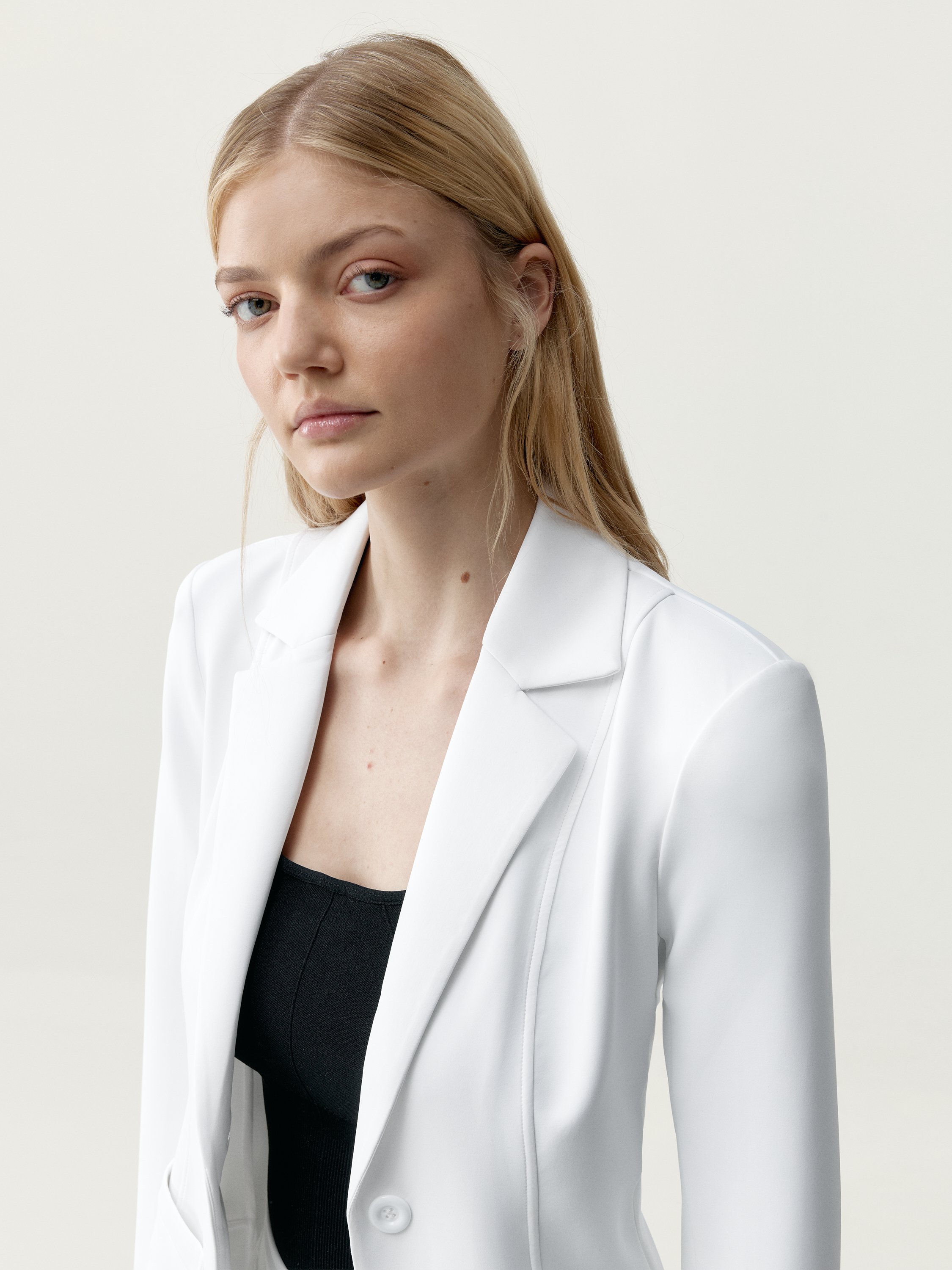Blazer coupe droite, simple boutonnage lyssa BORN Blanc