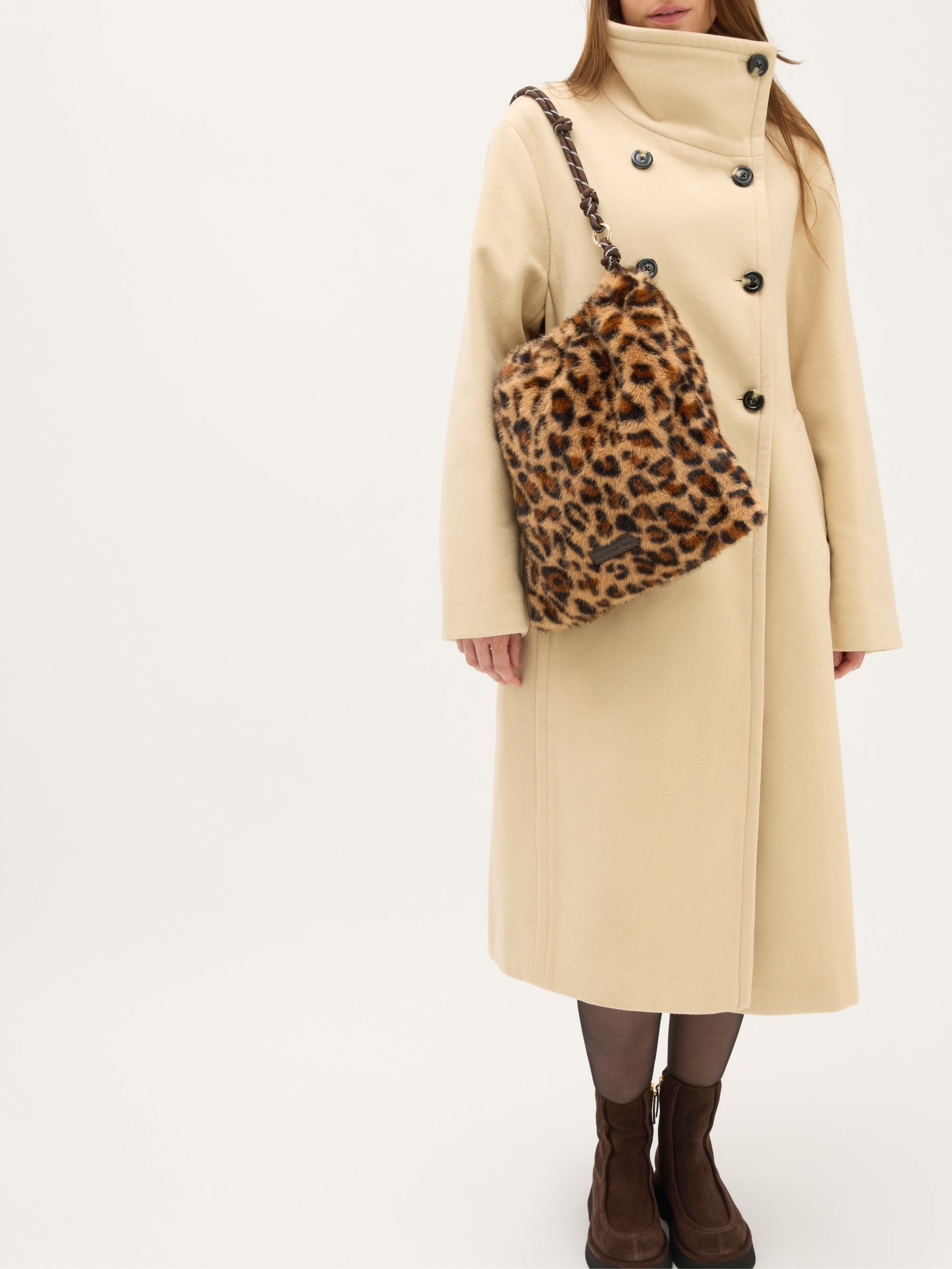 Oversized shoulder bag | Brown VANESSA WU Women
