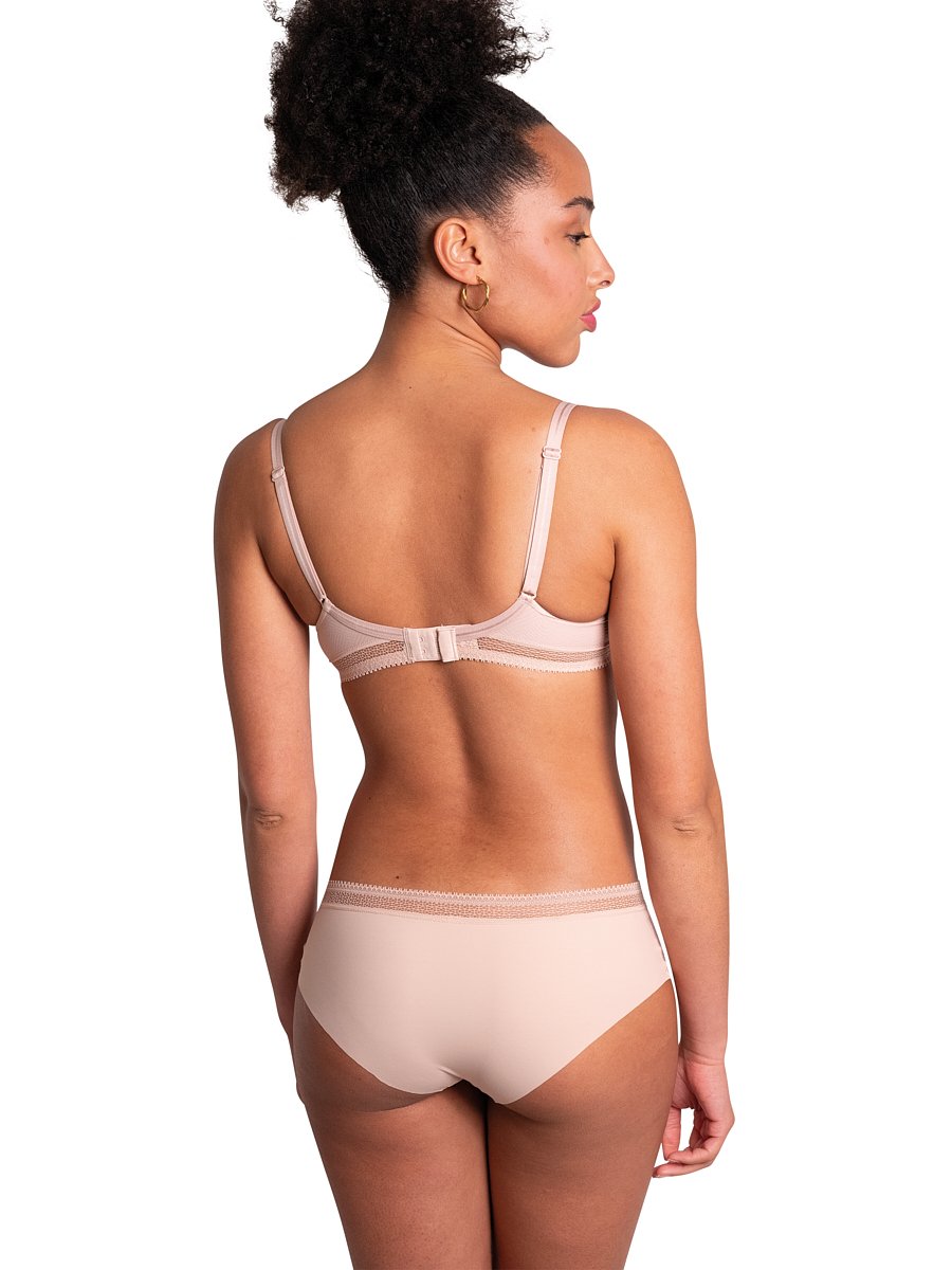 A Fleur De Toi demi-cup bra PASSIONATA Pink