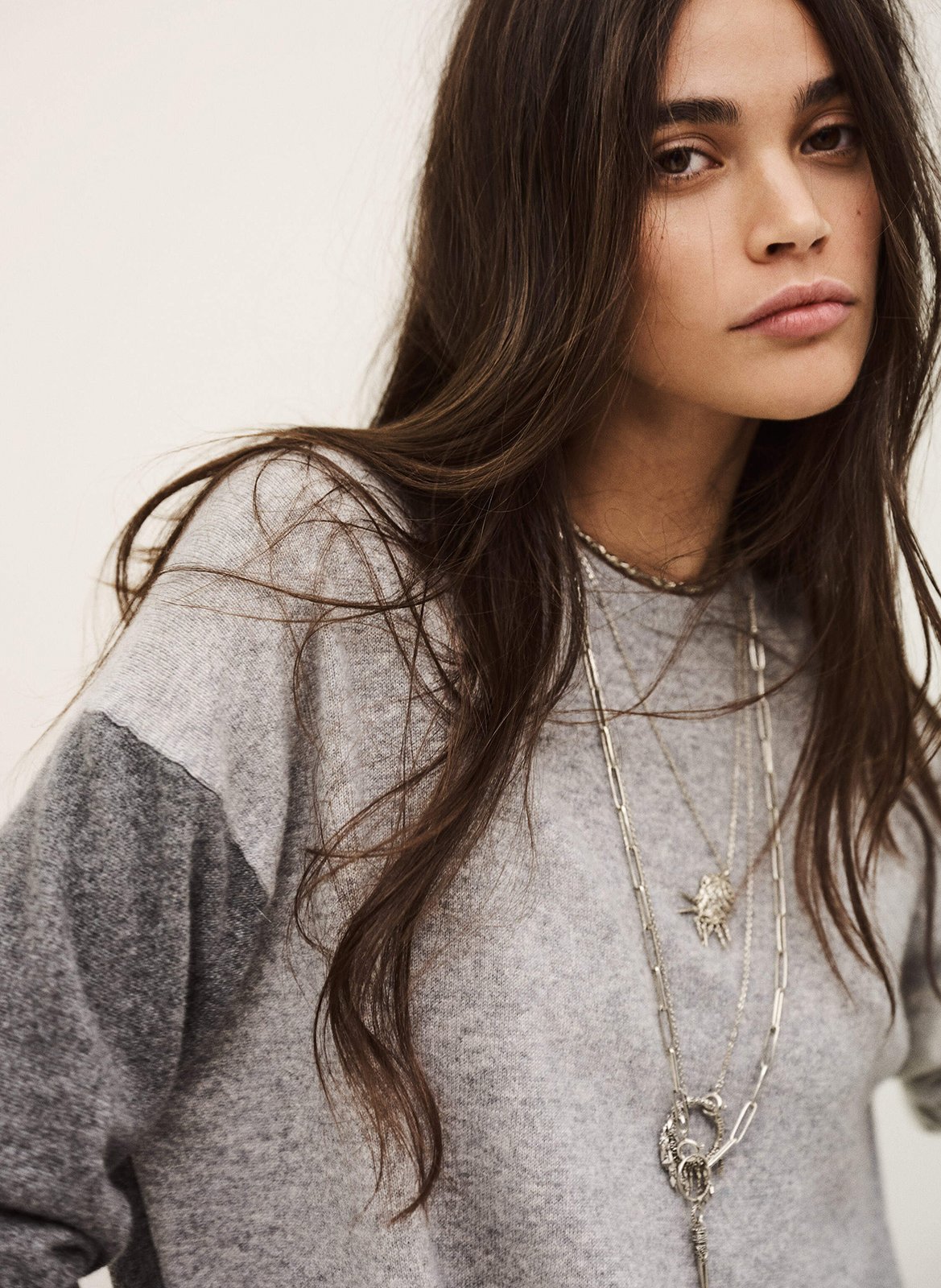 Pull droit col rond en cachemire Noir