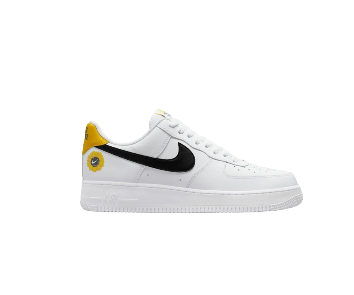 Low-top sneakers NIKE White