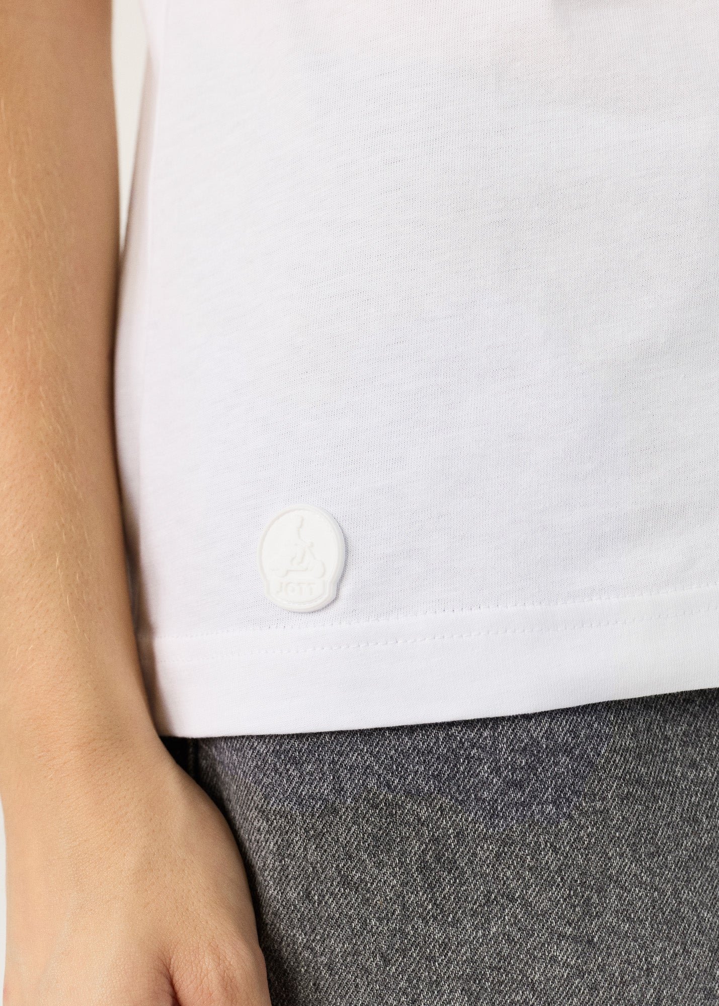 Lucia round neck t-shirt JOTT White