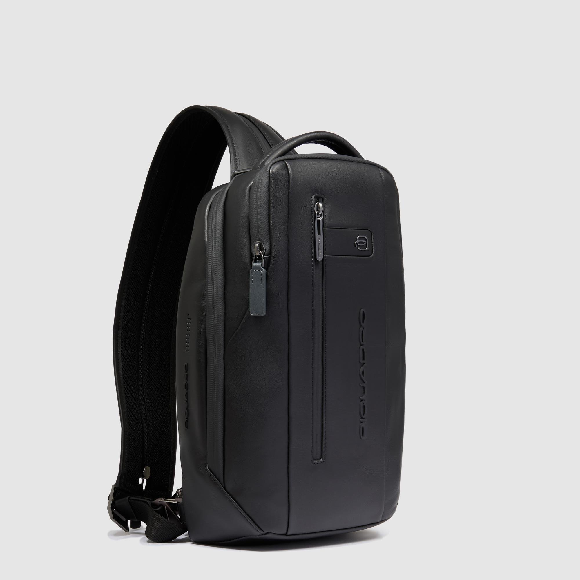 Chest bag for iPad® with RFID protection and AirPods® pocket, adaptable to backpack PIQUADRO Black