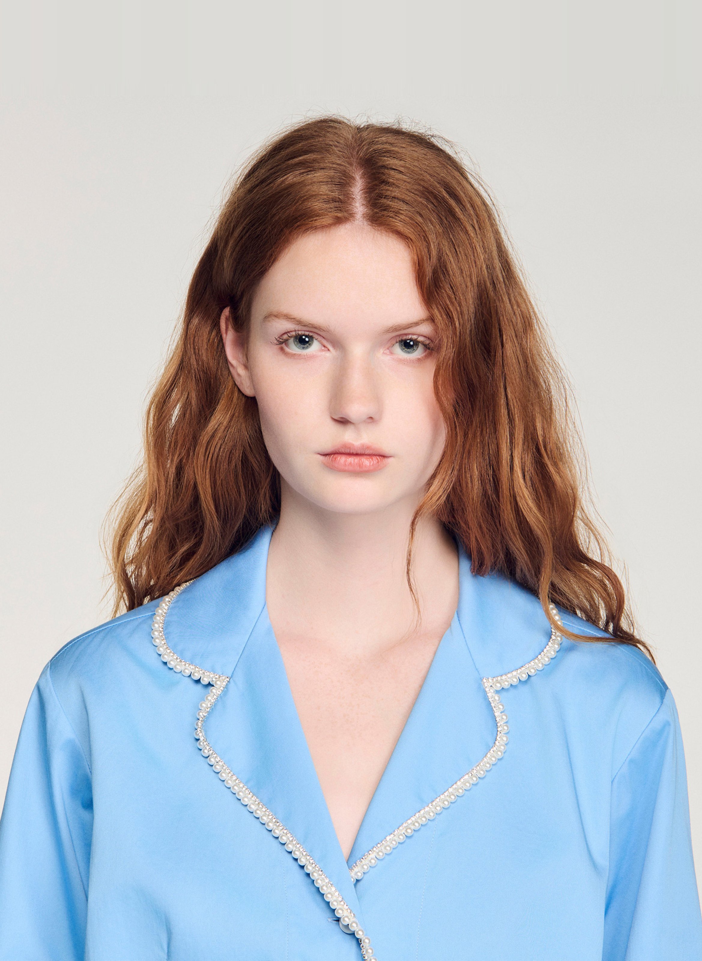 Korte blouse met pareldetail SANDRO Blauw