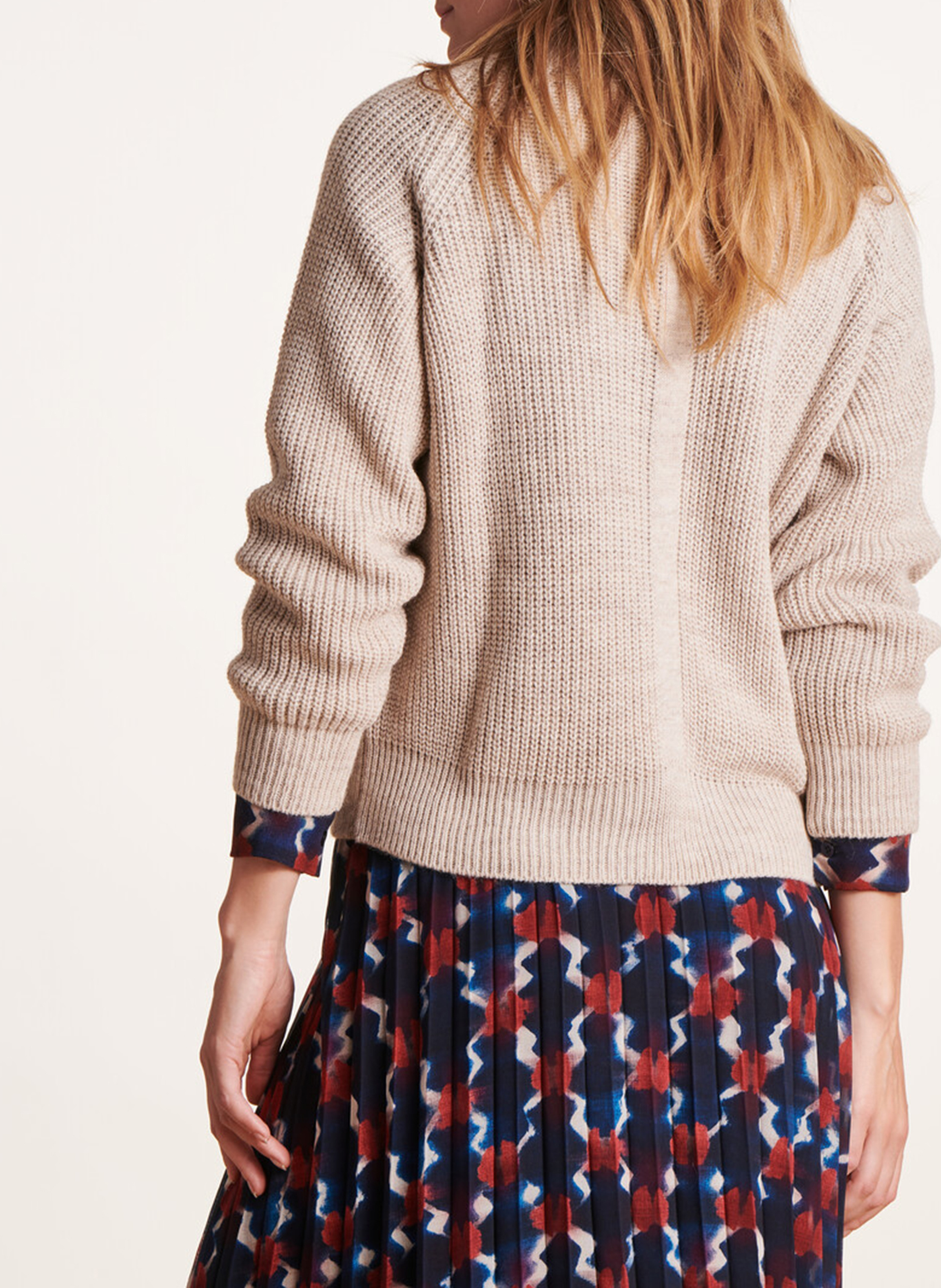 Gerade geschnittener Strick-Mix-Pullover mit V-Ausschnitt LA FEE MARABOUTEE Beige